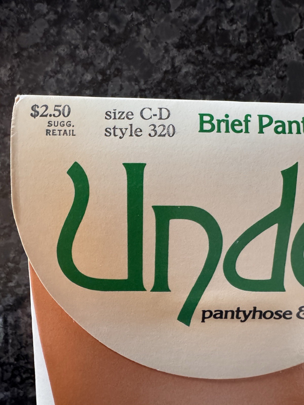 Underalls Pantyhose Vintage 1981 Suntan Size C-D Style 320 New Old Stock