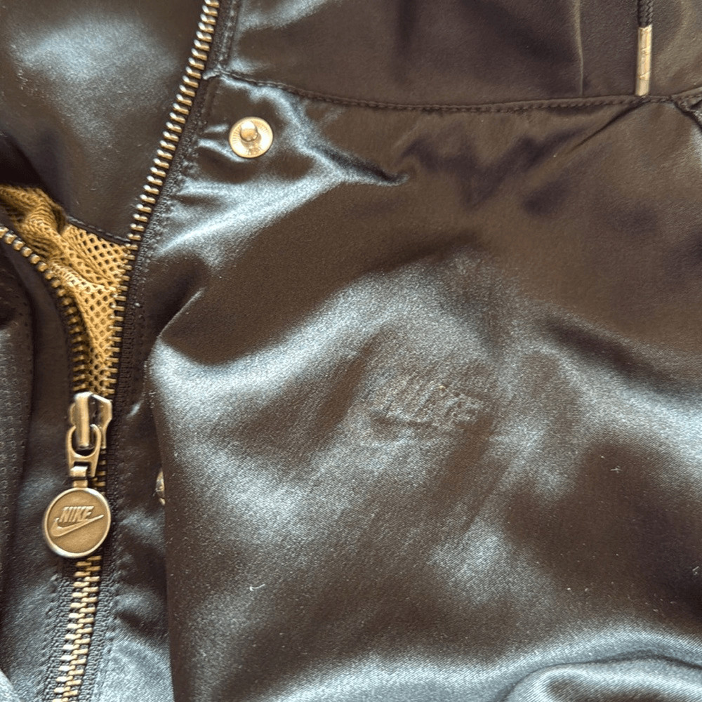 Nike Women’s Black Satin Crop Sportswear Casual Full Zip Bomber Jacket Sz Medium