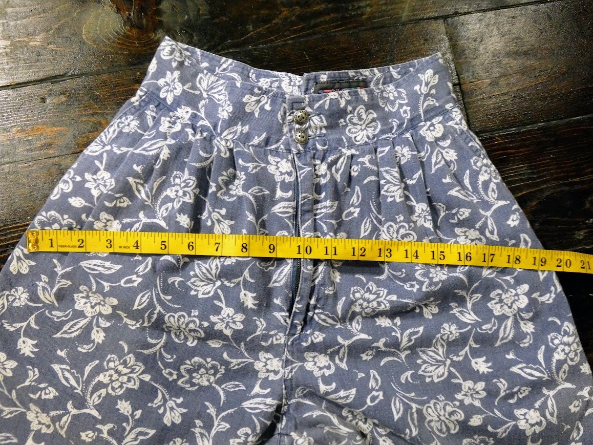 Vintage 80s Paris Sport Club High Waisted Floral Parachute Pants Chambray XS
