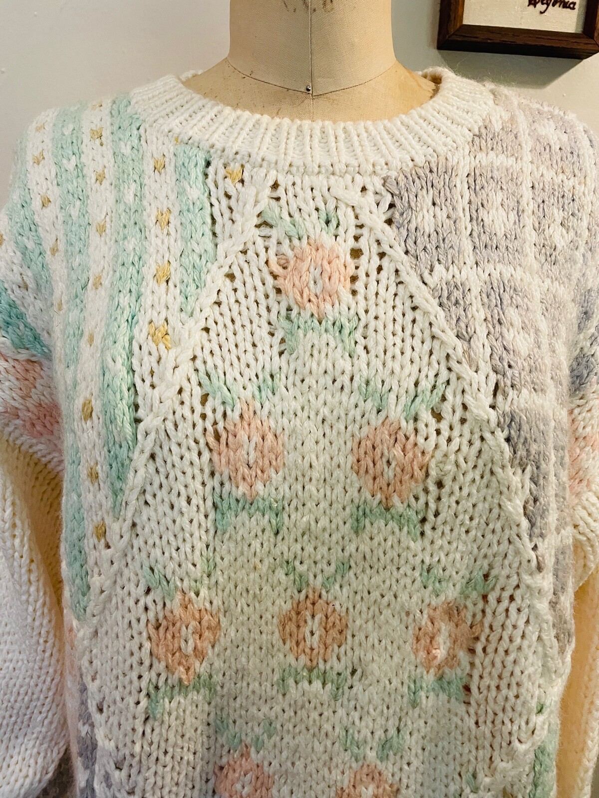 VTG 80’S MIDNIGHT BLUES IVORY WHITE&PASTELS HAND-KNIT CABLE KNIT SWEATER*M/L