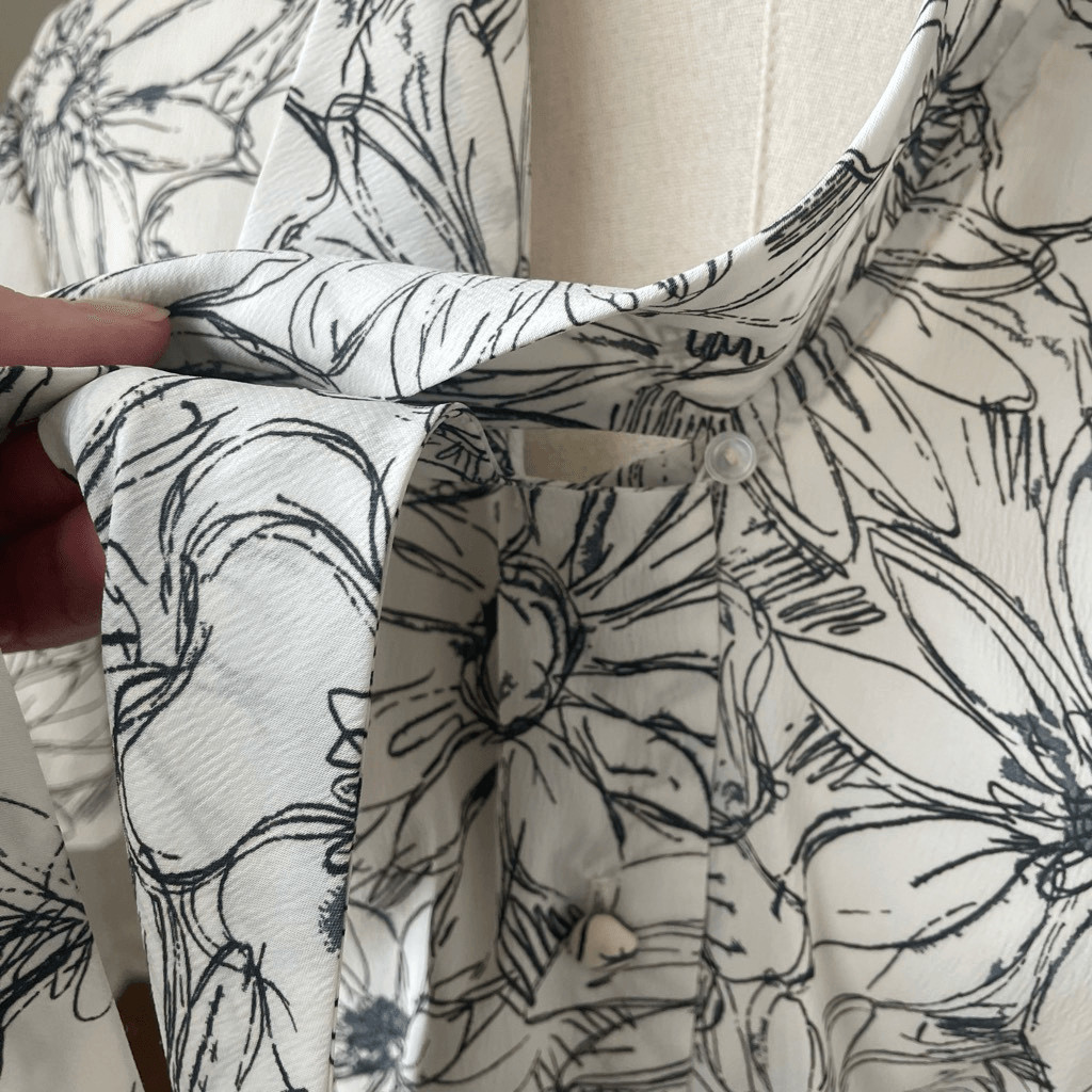 Vintage 70s Cropped Sketch Floral Black Grey Neck Tie Blouse S