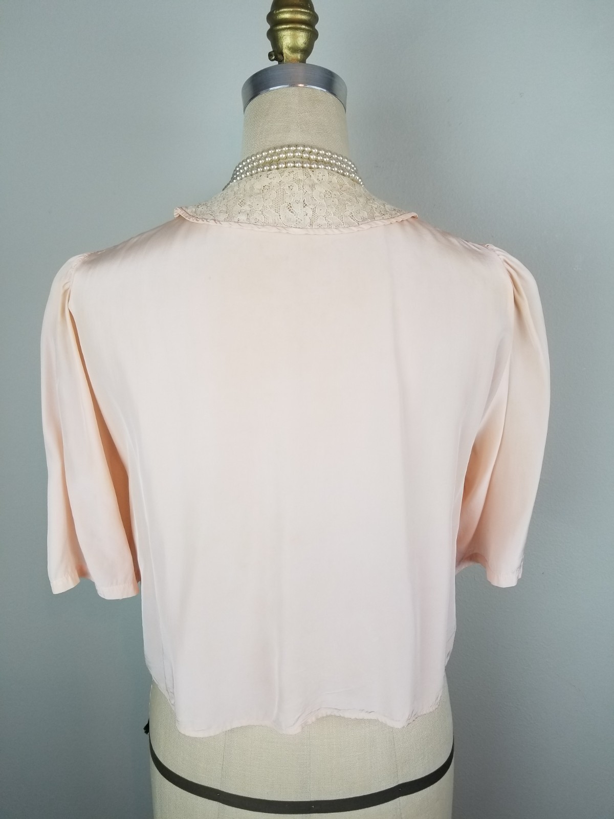 Vintage 1940’s Luxe Peach Satin & Intricate Cream Lace Boudoir Bed Jacket