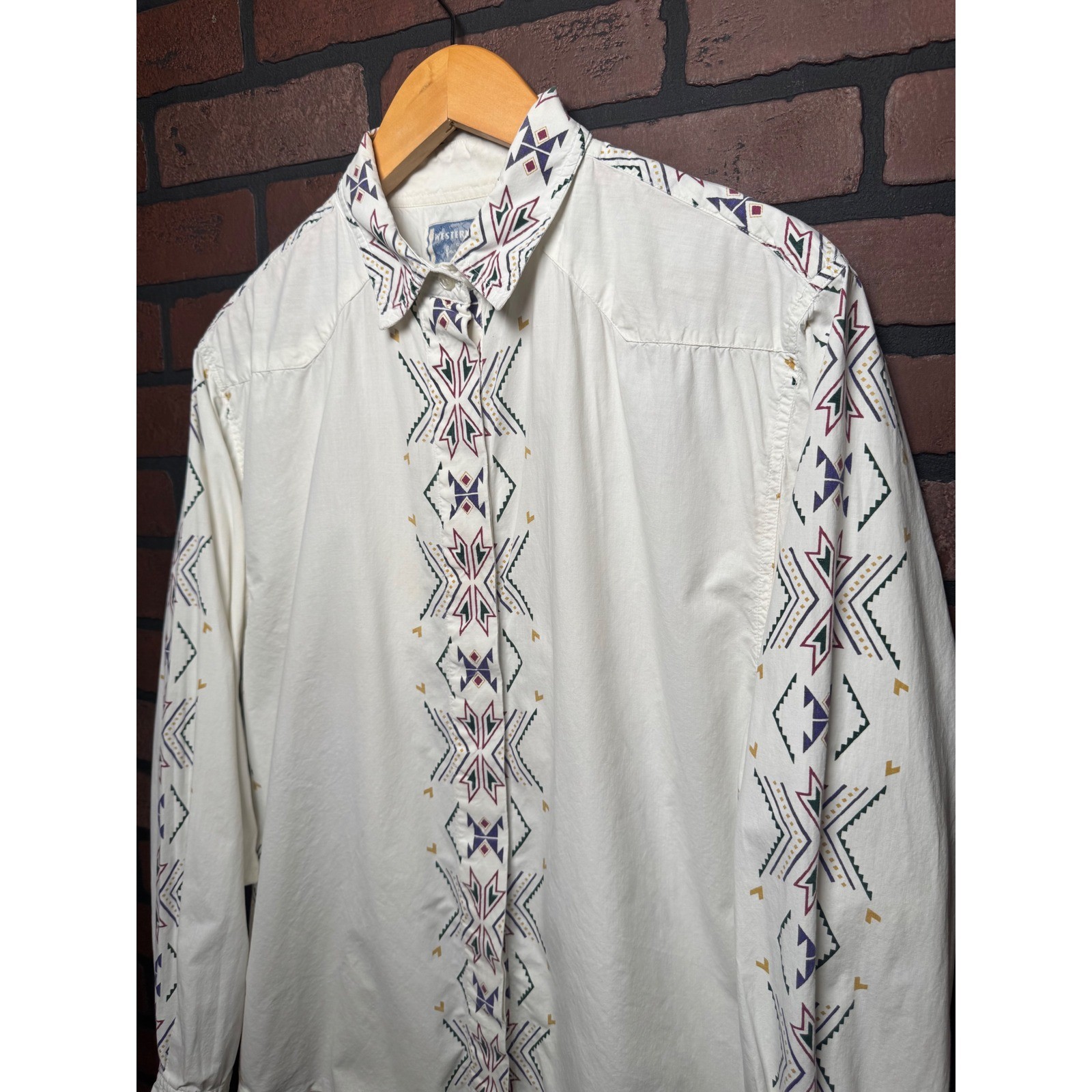 Wrangler Western Wear Multicolor Aztec Button Shirt Concho Women’s Rare Vintage