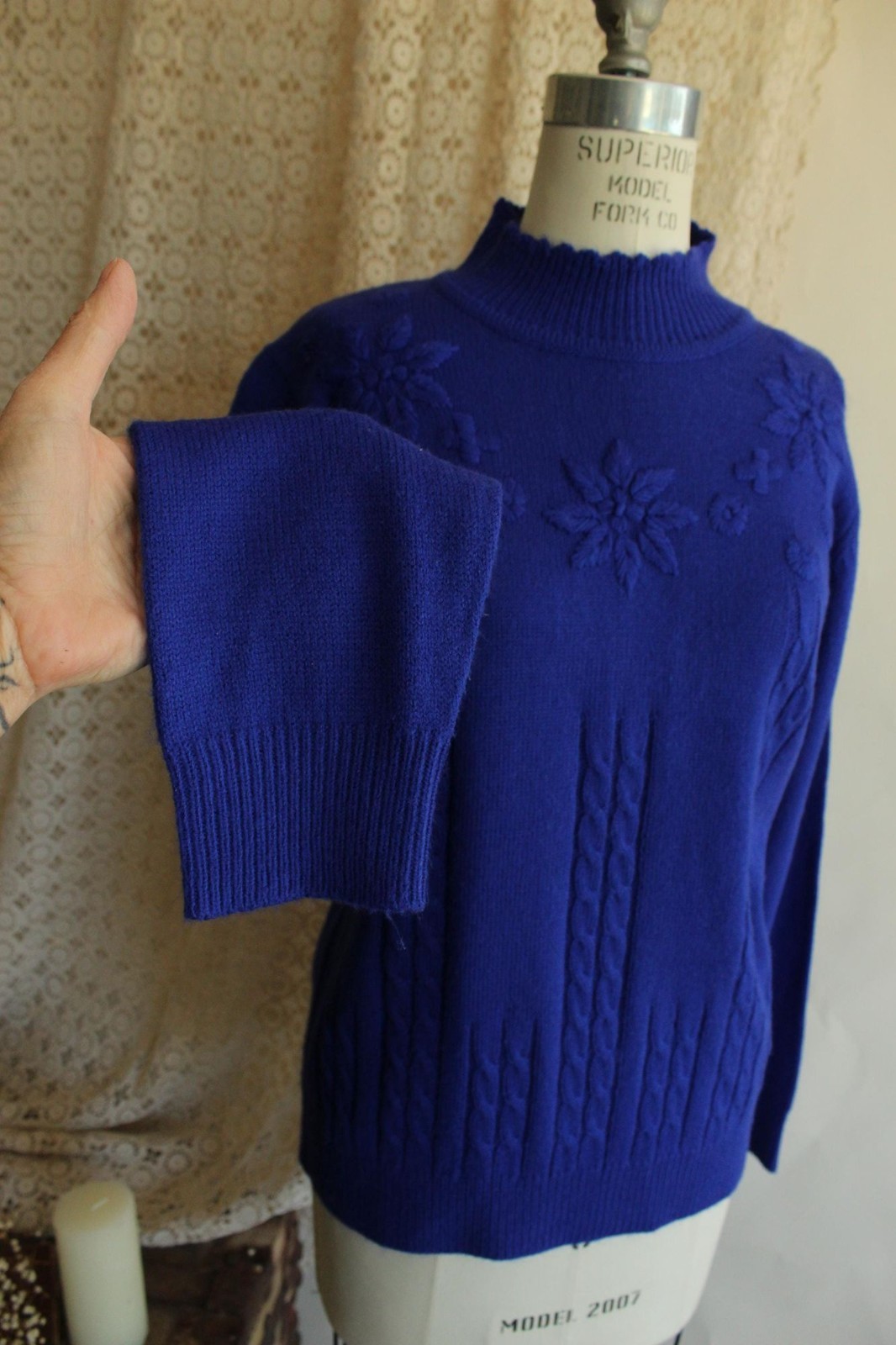 Vintage 1990s Sweater, Salon Studio Royal Blue Acrylic Pullover Jumper, Size M