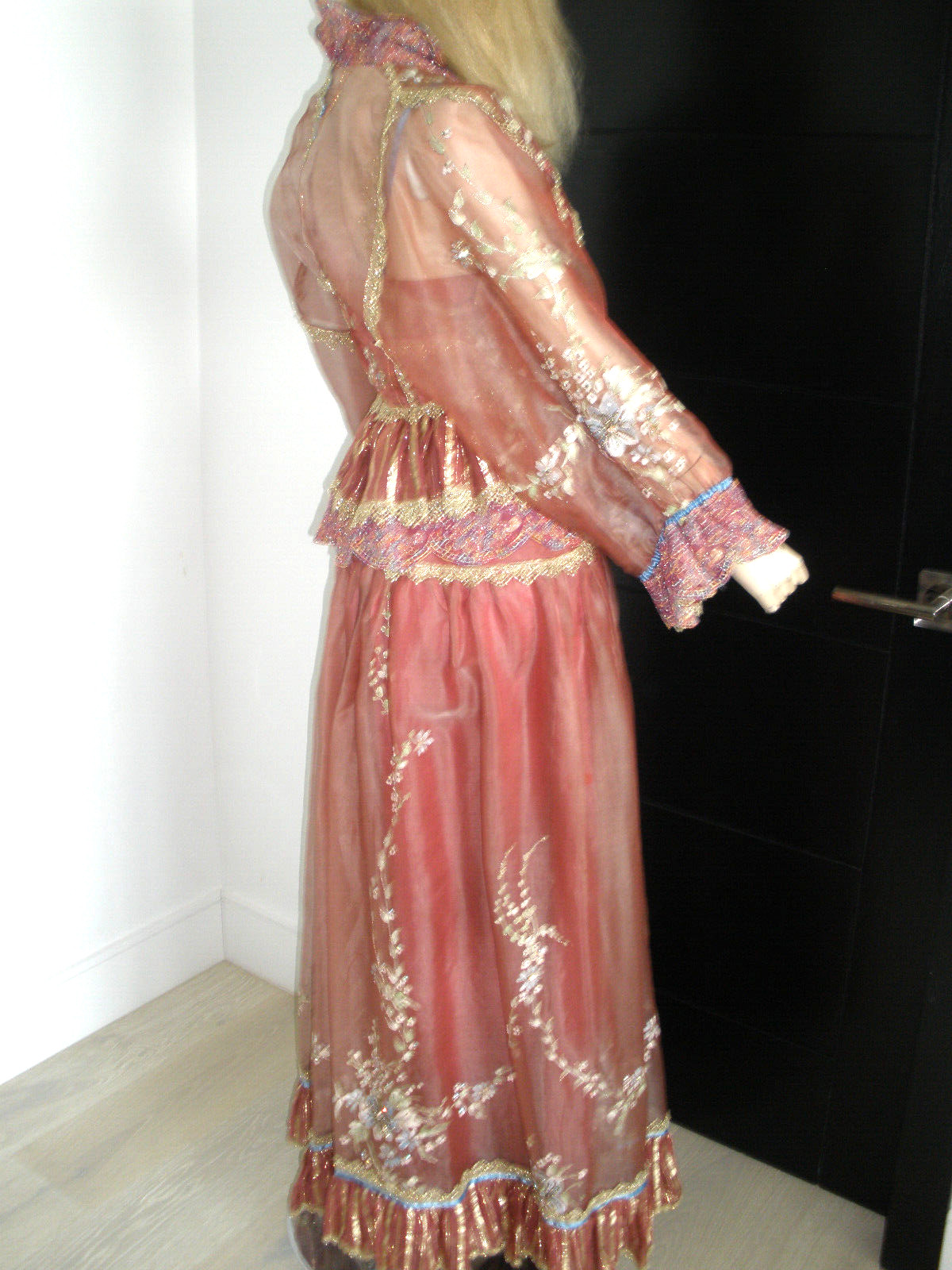 $40K NEVER WORN QUEEN ELIZABETH ROYAL DRESSMAKER SILK PAINTED JEWELED DRESS GOWN