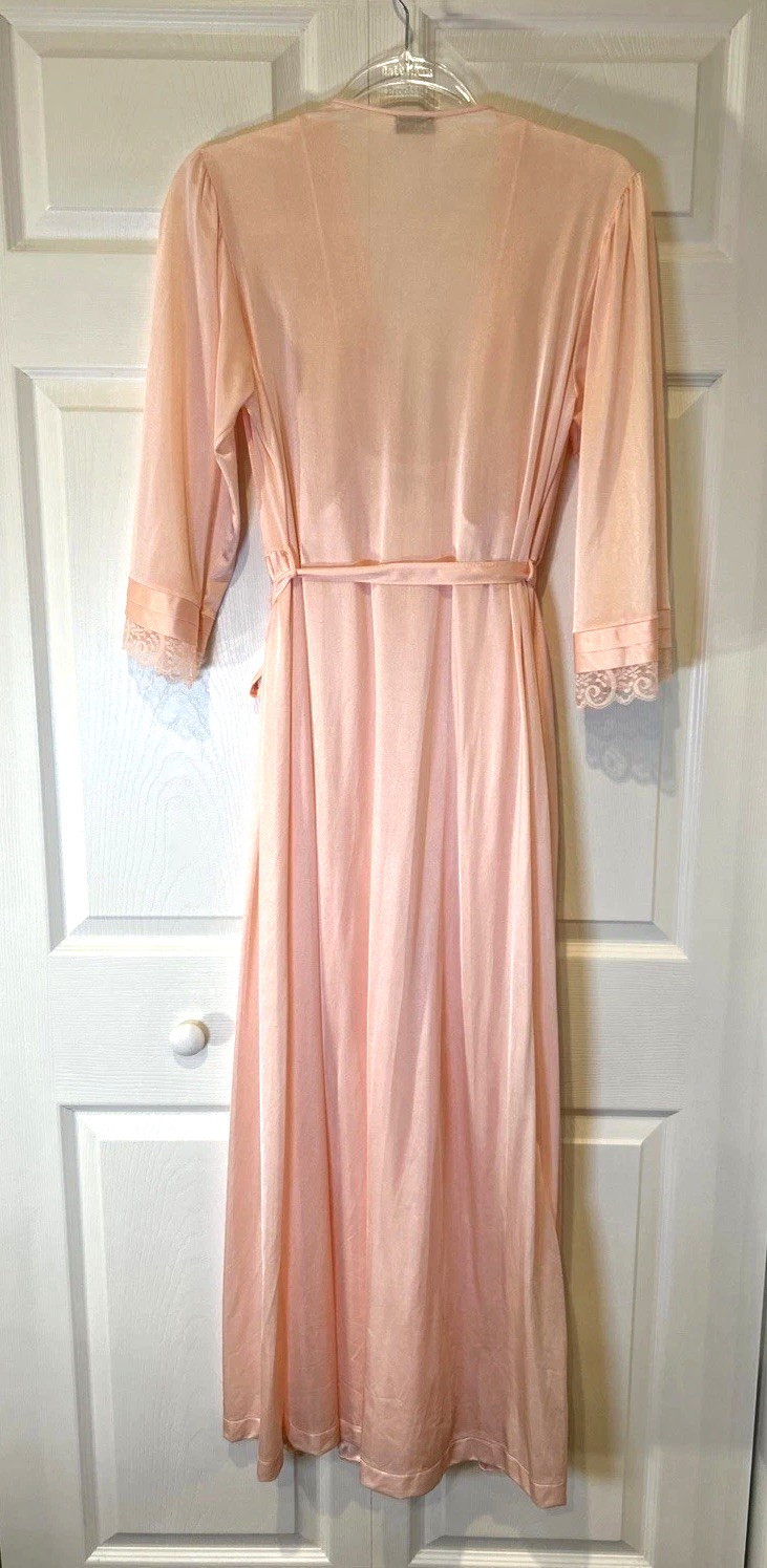 Gilead Peignoir Set Nightgown Robe Women S/M Pink Peach Lace Trim Vintage USA