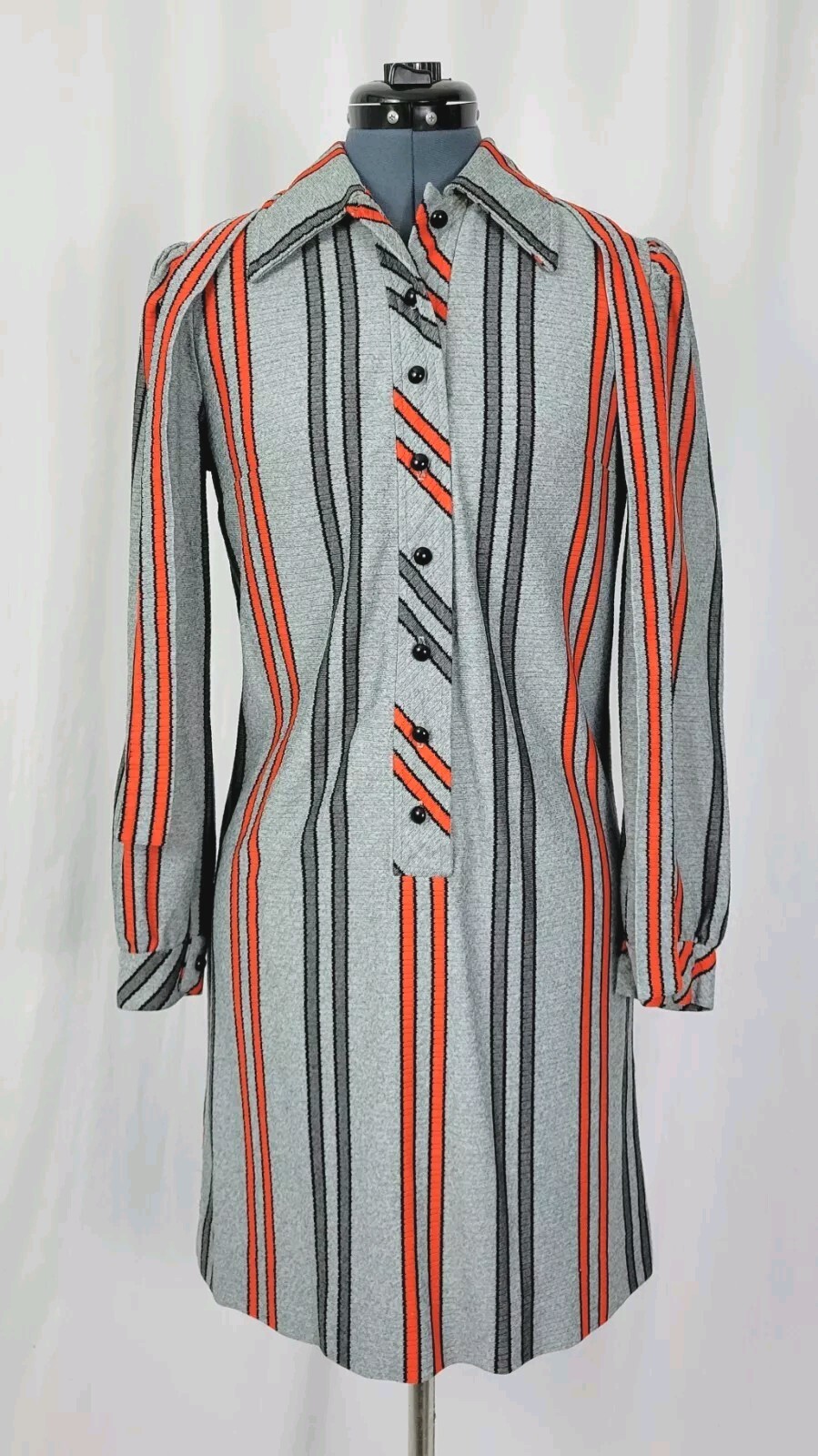 Vtg Grey Button Down Dress w Dark Grey & Orange Stripes & Tie Belt Size M?