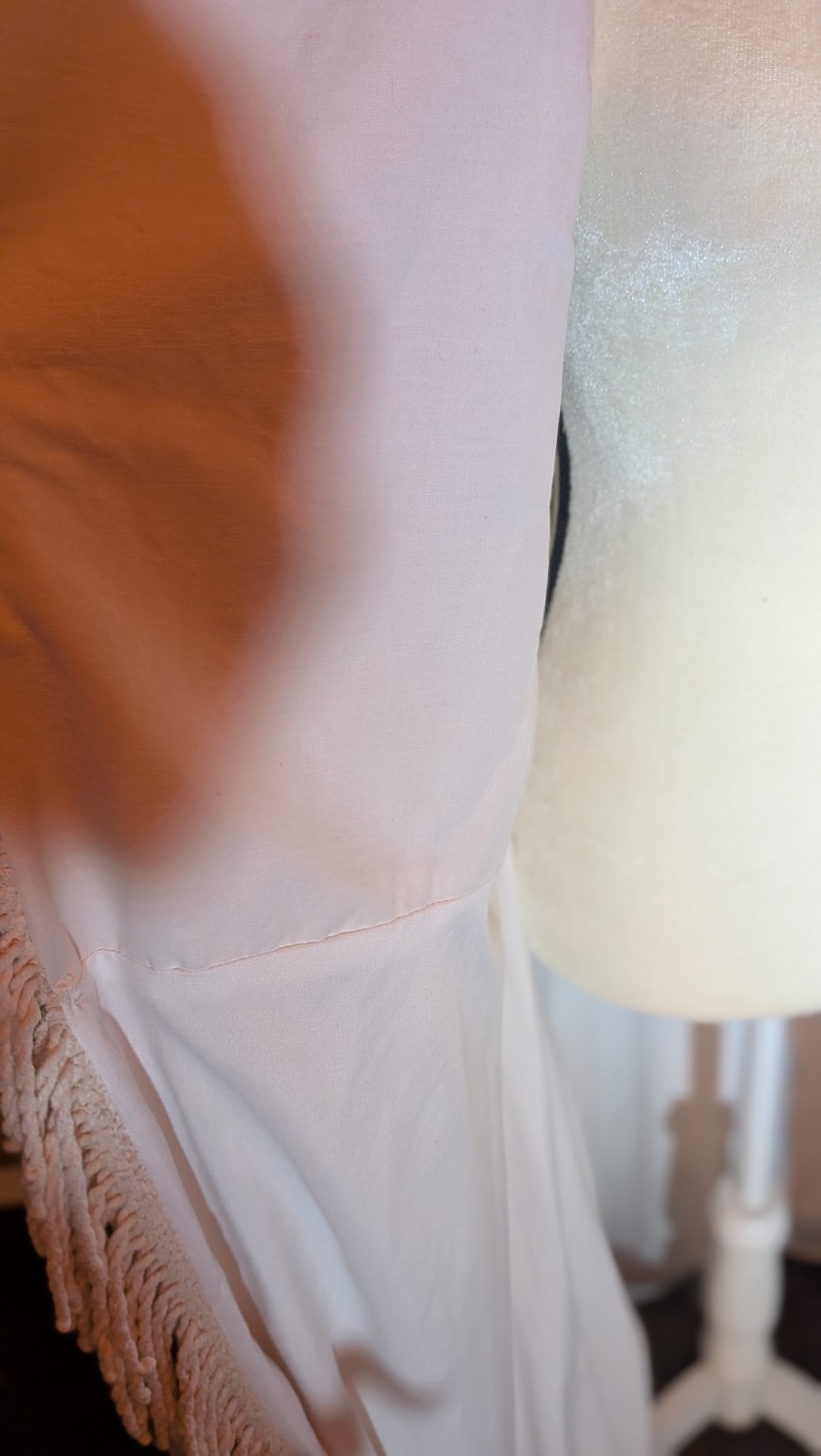 Vintage Chenille Bath Robe Long Housecoat Dressing Gown Glamorous 40s 50s