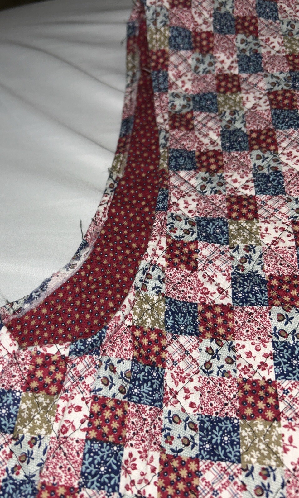 Vintage Handmade Patchwork Quilted Vest. Not Sure On Size See Measurements