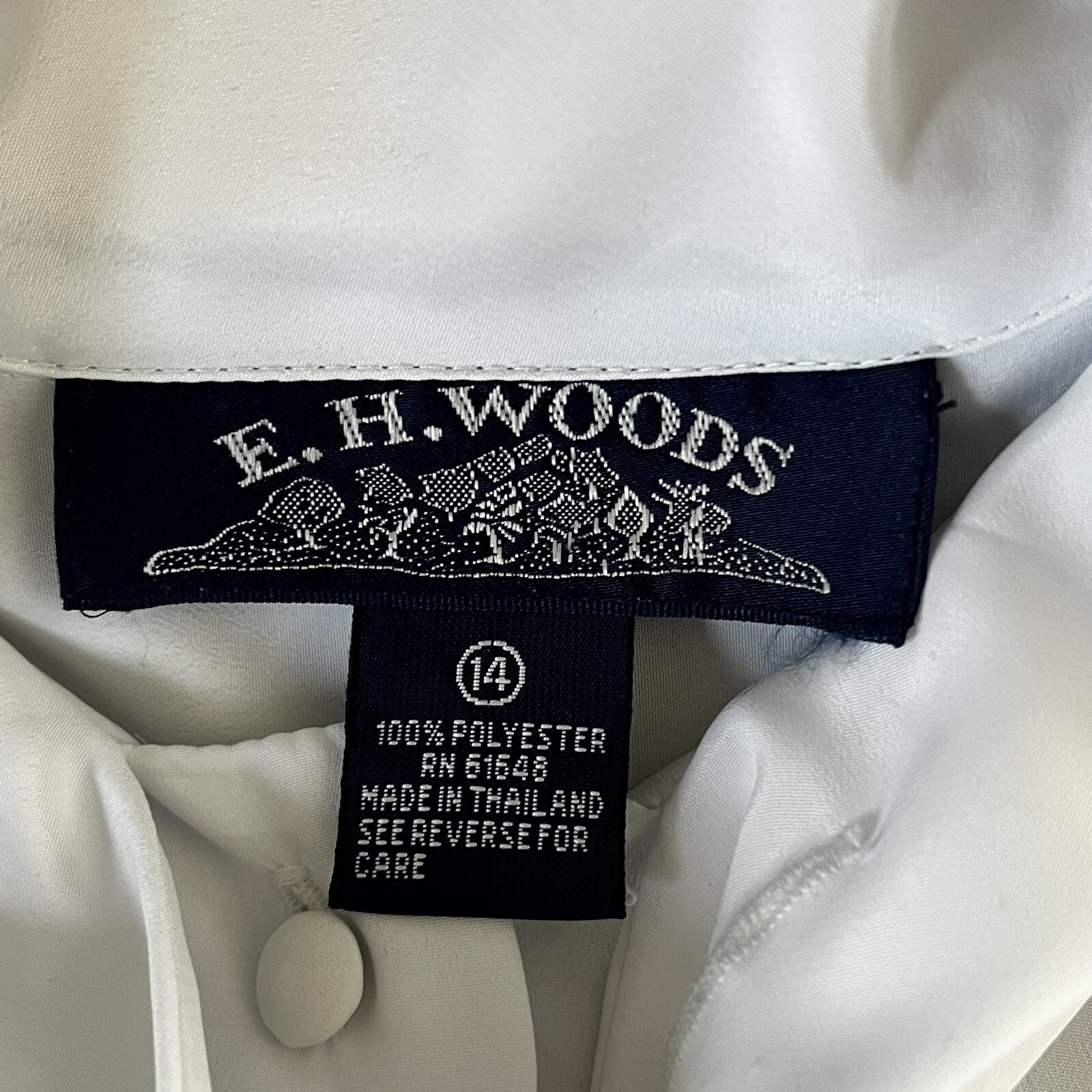 E.H. Woods White Bow Blouse sz 14 Button Up Parisian Minimalist VINTAGE DU42