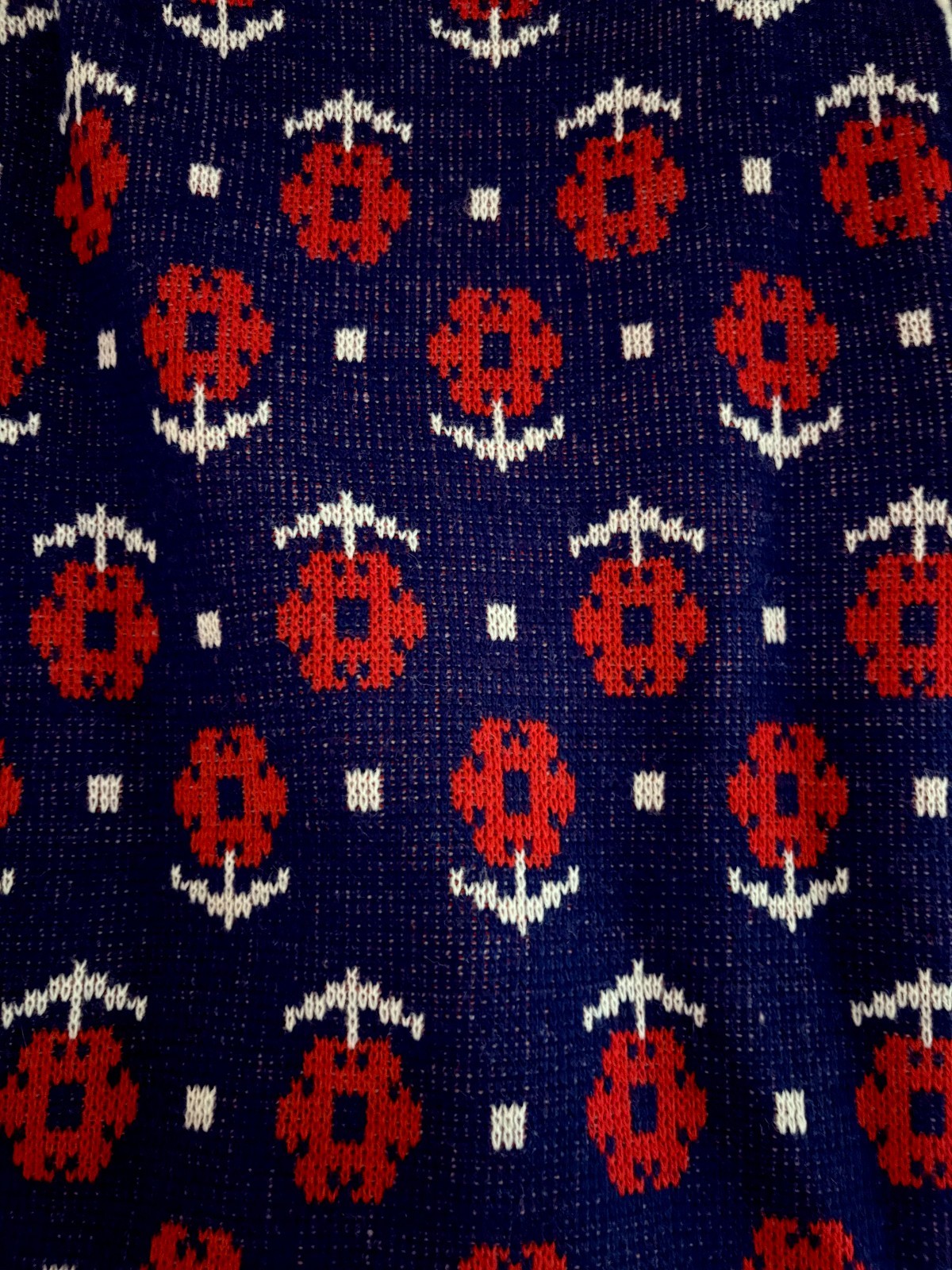 Ship 'n Shore Sweater Vest Women M Vintage 70s Navy Red Floral Daisy
