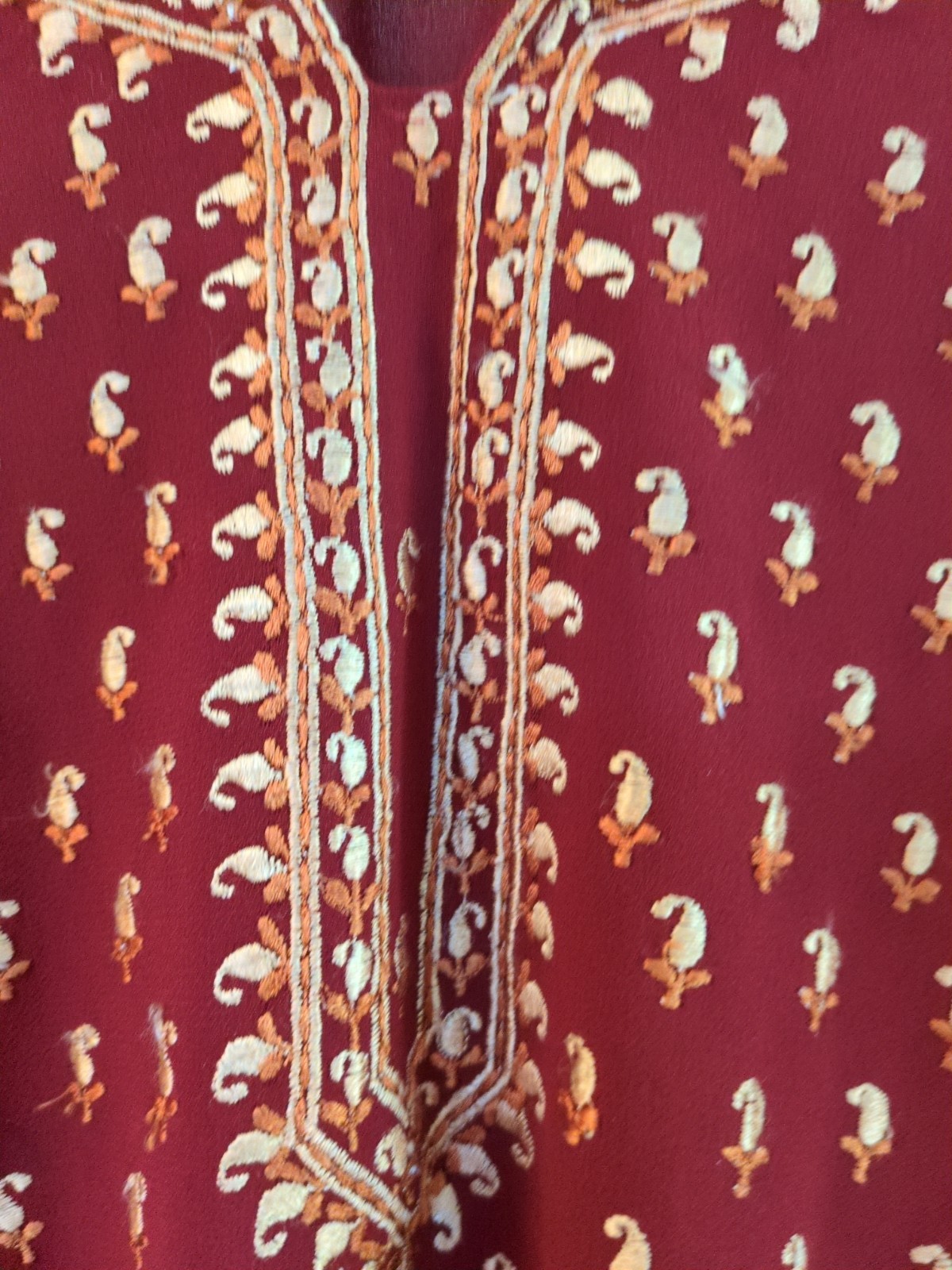 Homeindia Maroon Tunic W/Embroidered Paisley Motif & Neckline sz (see notes)