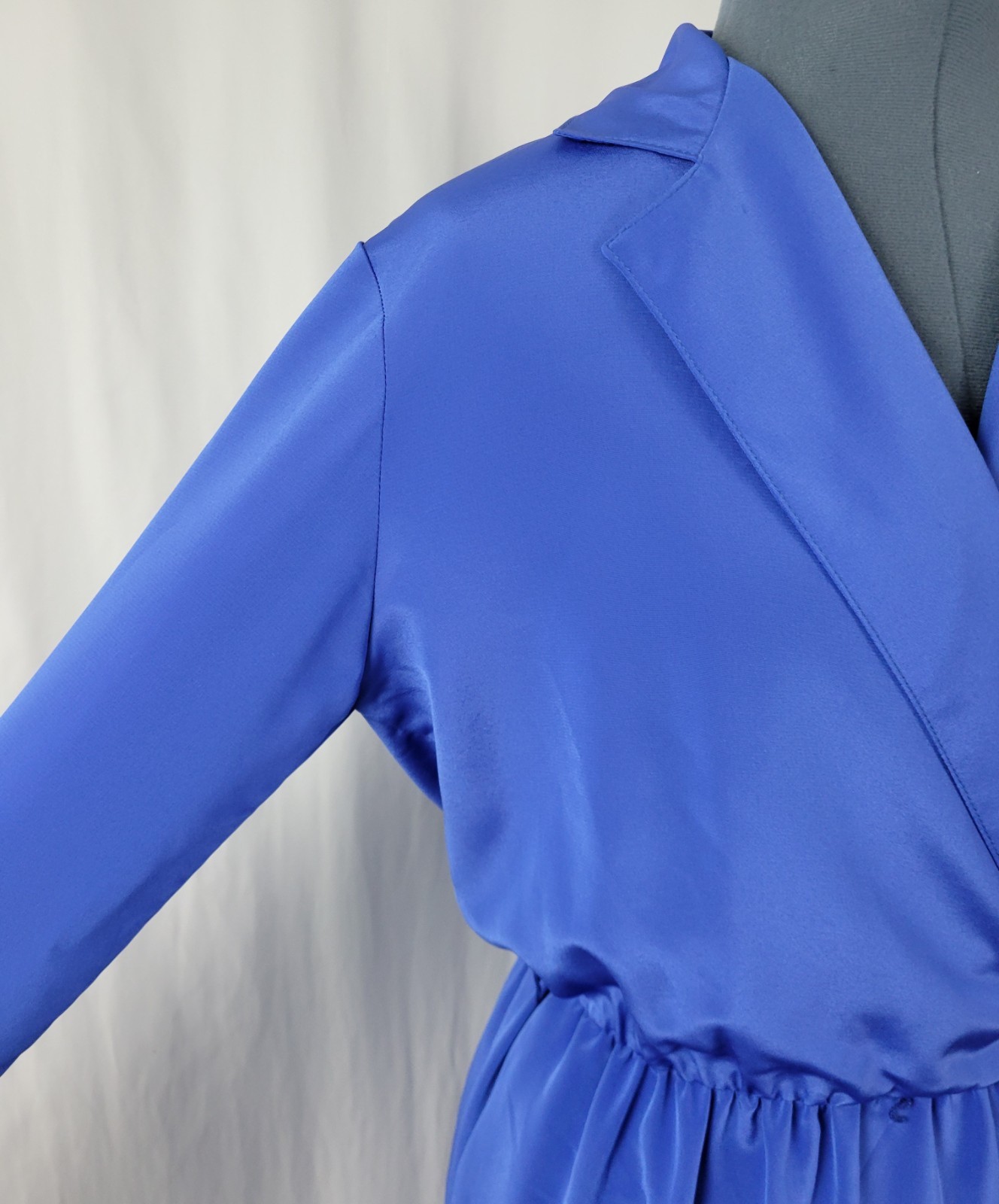 Vintage Caron Blue Wrap Bodice Collared Dress Size Small?