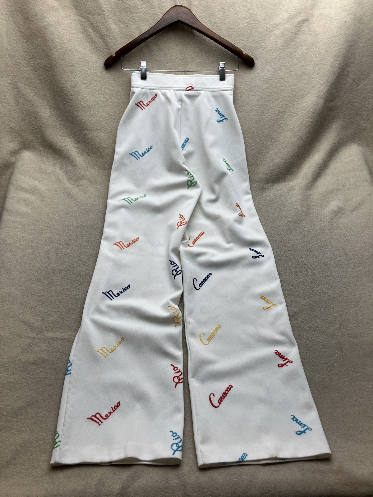 Vintage Poly Knit Resort Pants Wide Leg Villa Trousers Chain Stitch Souvenir S