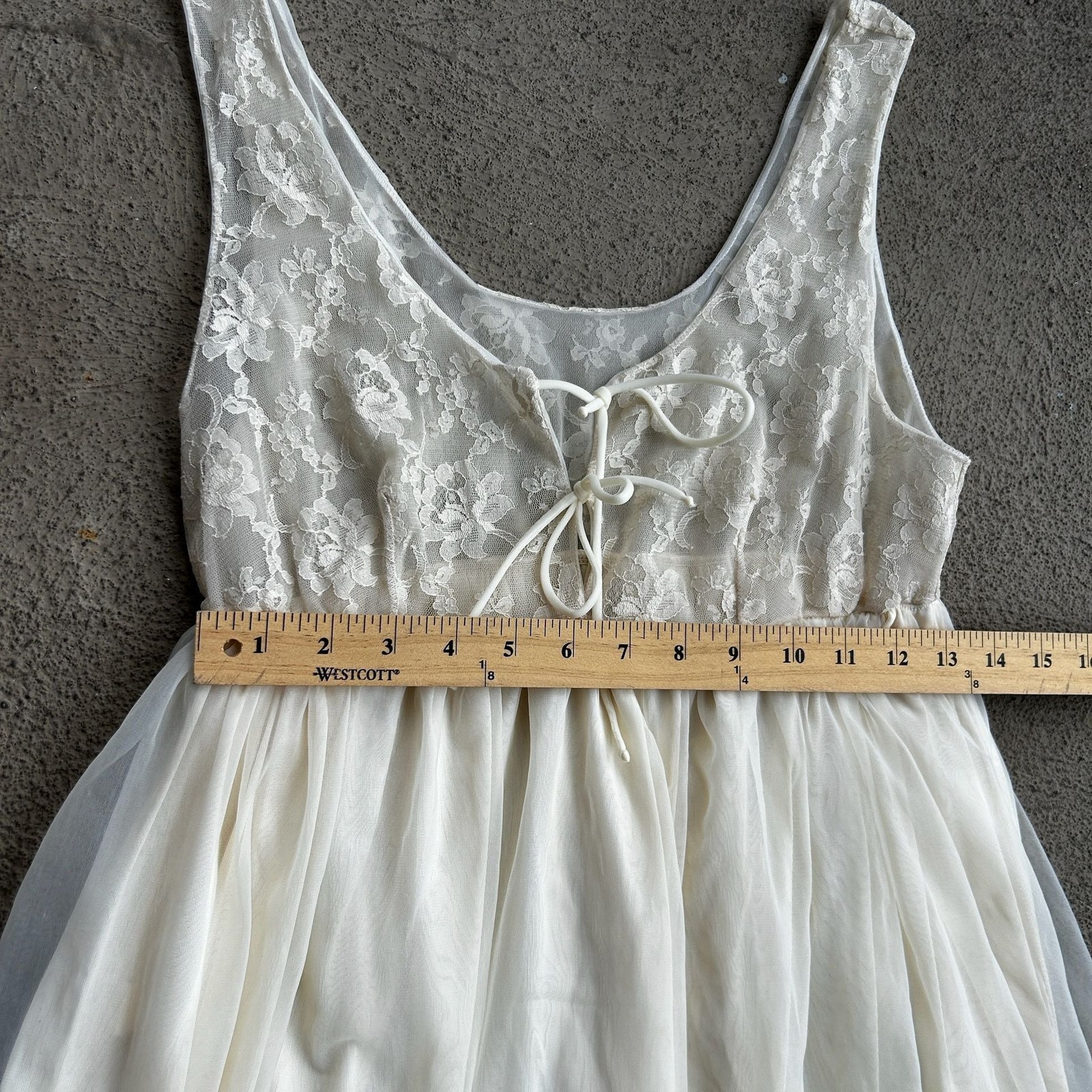 Vintage Made in USA Jenelle of California Cream Nylon Lace Maxi Nightgown