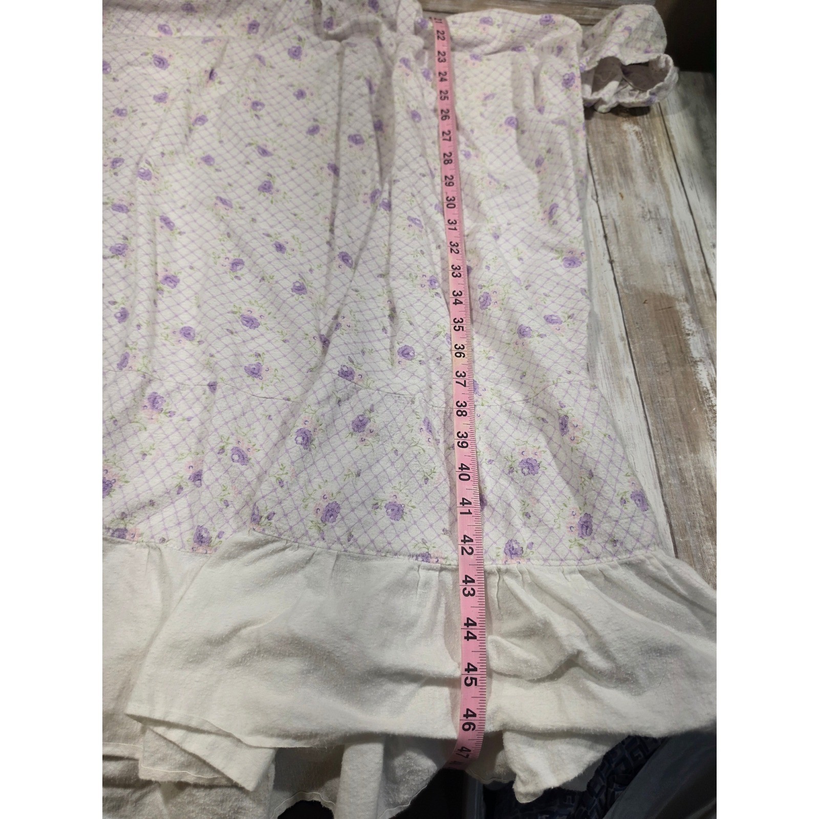 Vintage Floral Nightgown Purple White Lace Trim Ruffle Long Sleeve Maxi READ