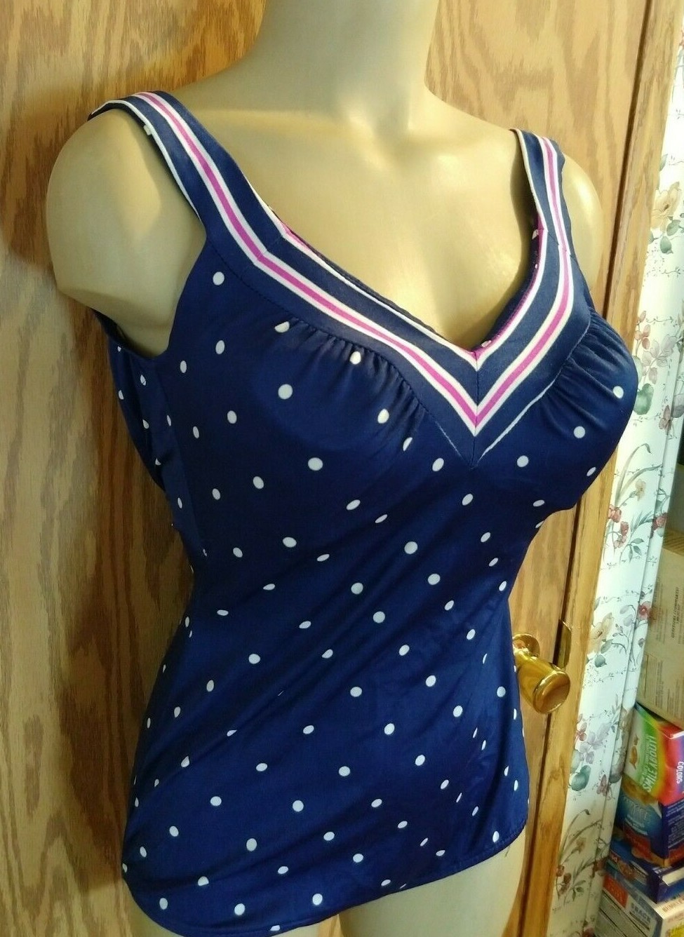 Womens Maxine Of Hollywood Polka Dot Ruched Swimsuit Pinup Bombshell bra VTG