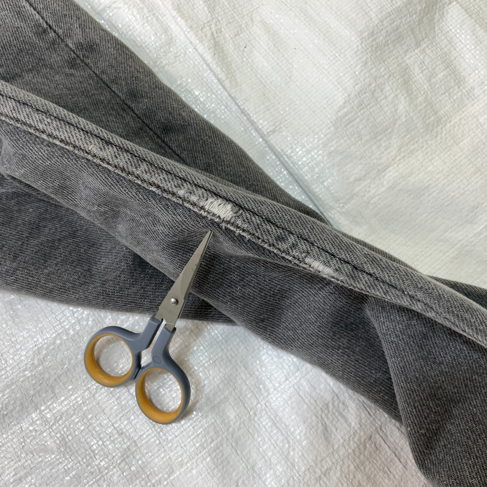 Vintgae LEVI’S 901 Womens Jeans Gray Tag 28×32 Real Size 25×25 Made in France