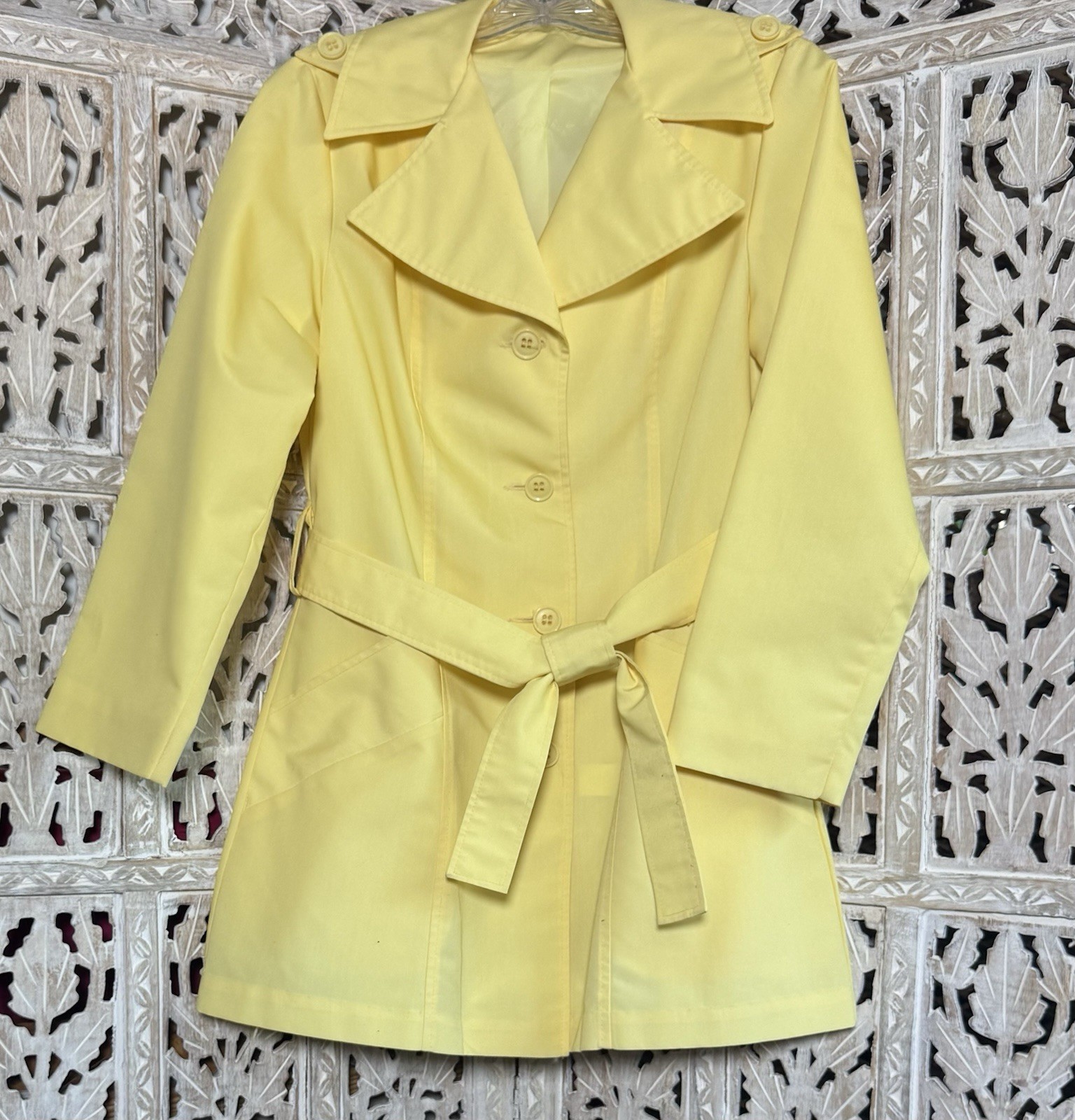 Vintage 70’s Women’s Sears Yellow Short Trench Rain Coat Jacket Mod GoGo