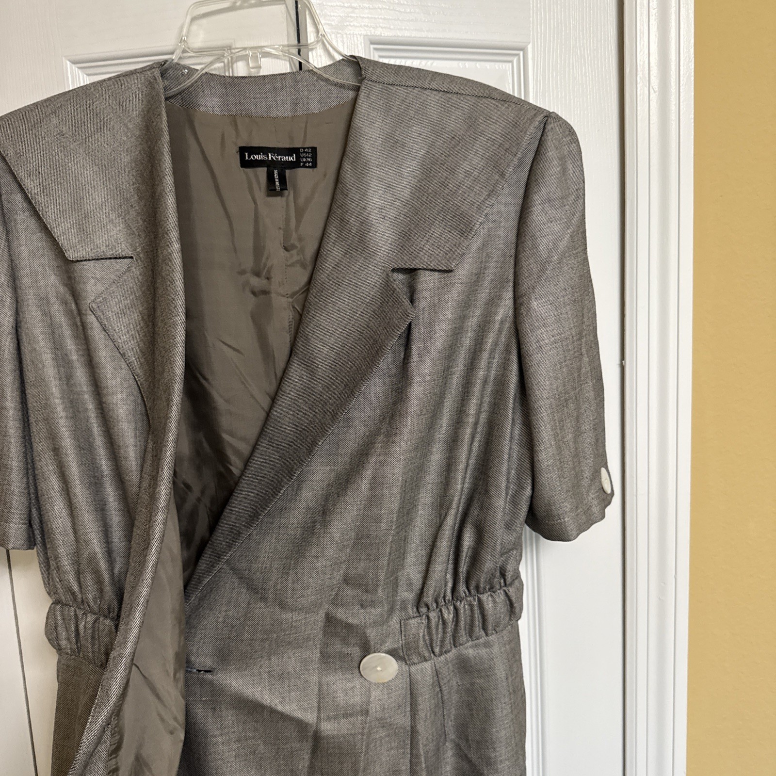 VTG~Louis Feraud~Germany Made~Viscose/Silk Wrap Lined Dress size 44EUR/12US