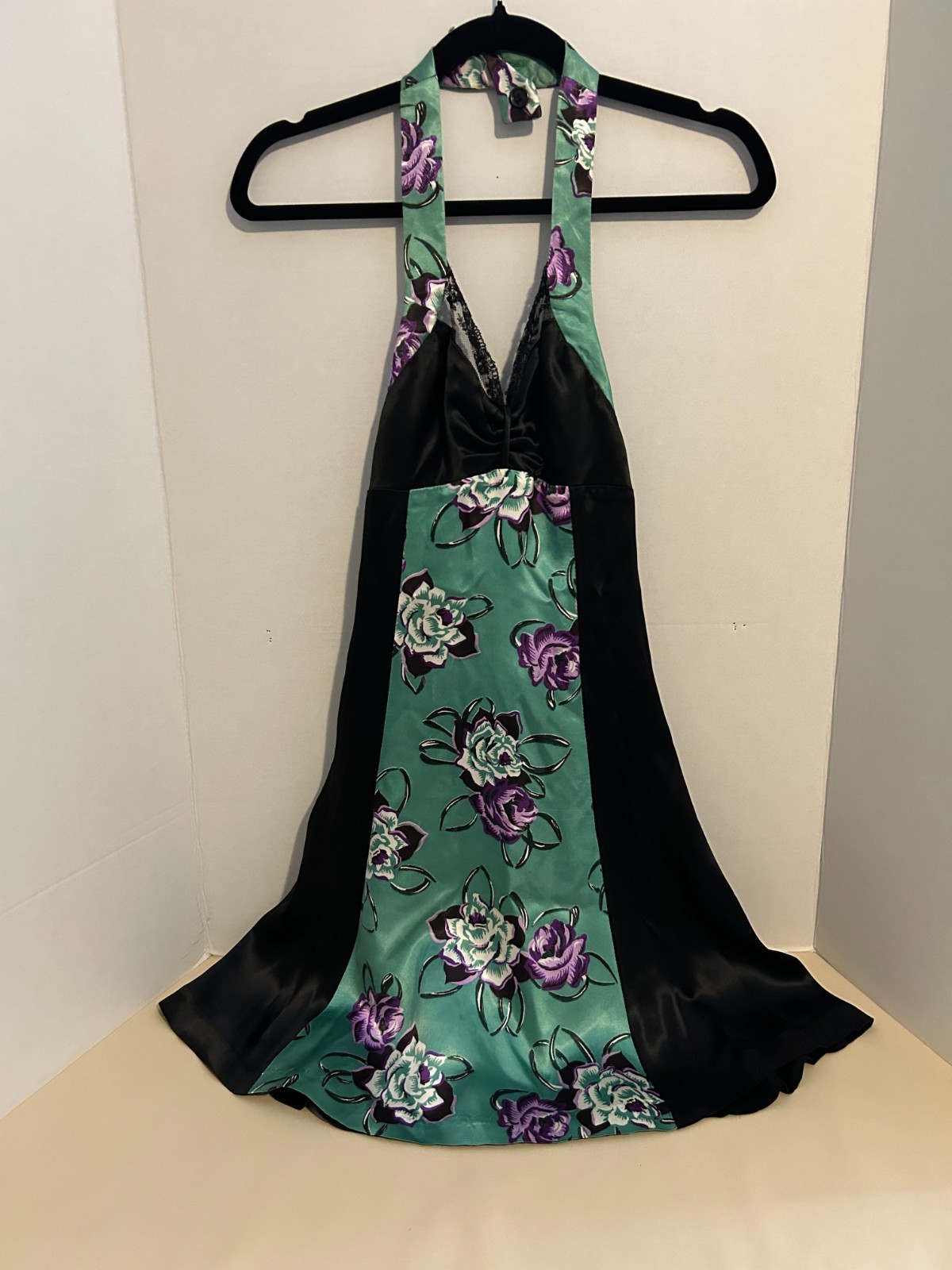 Vintage 1970’s „Young Edwardian by Arpeja” Satin Dress Junior Size 5
