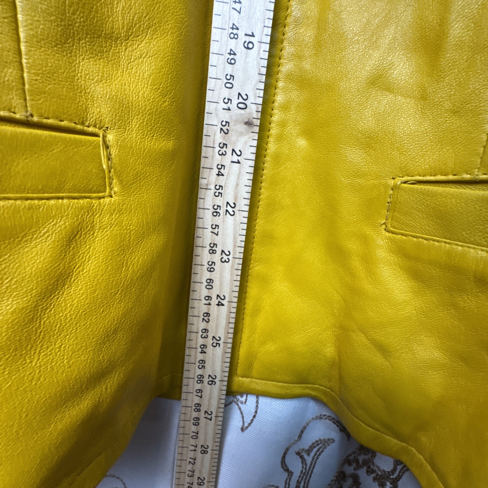 Yellow Lamb Nappa Leather Jacket Evan Davies 6 1980’s Vintage Pre-Owned Pockets