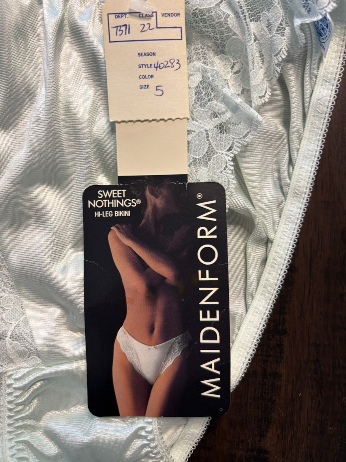 Maidenform Sweet Nothings Hi Leg Brief Size 5 Sea Foam Green Vtg Nylon Panty NEW