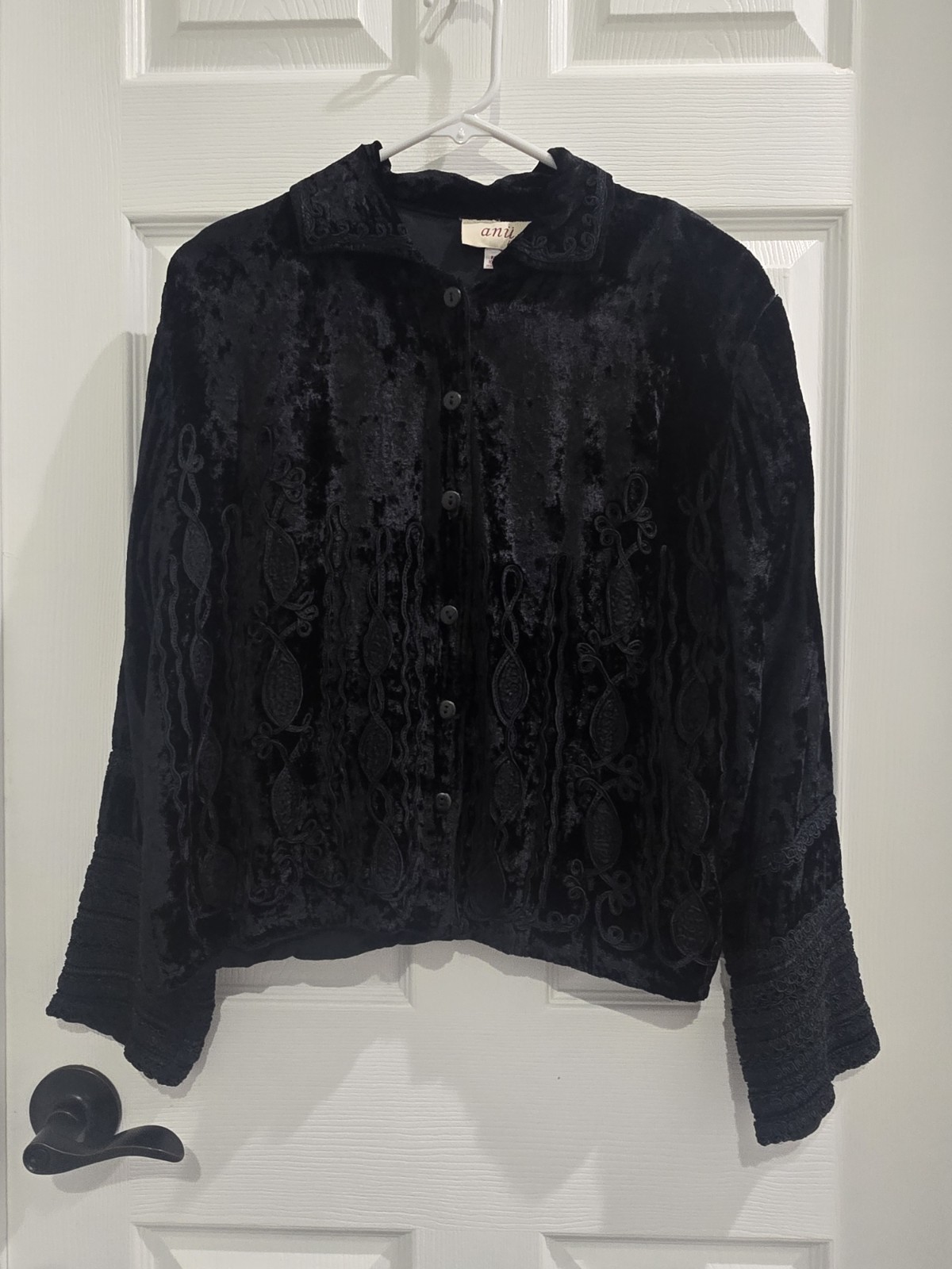 Anu By Natural Vtg Black Velvet Embroidered Front & Sleeves Whimsygoth Burnout