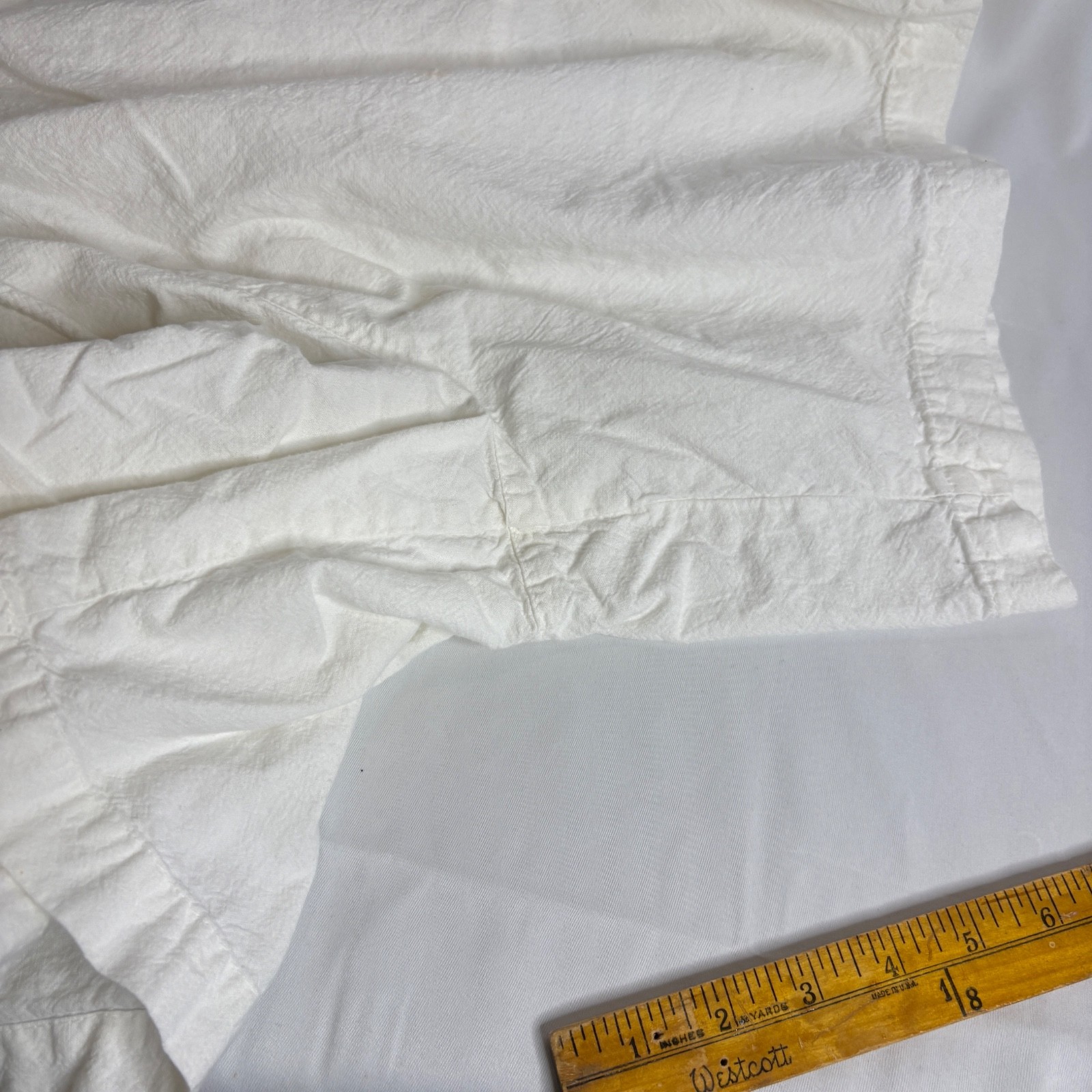 Vintage Erika & Company Shorts Womens Size Small White 90s Cotton