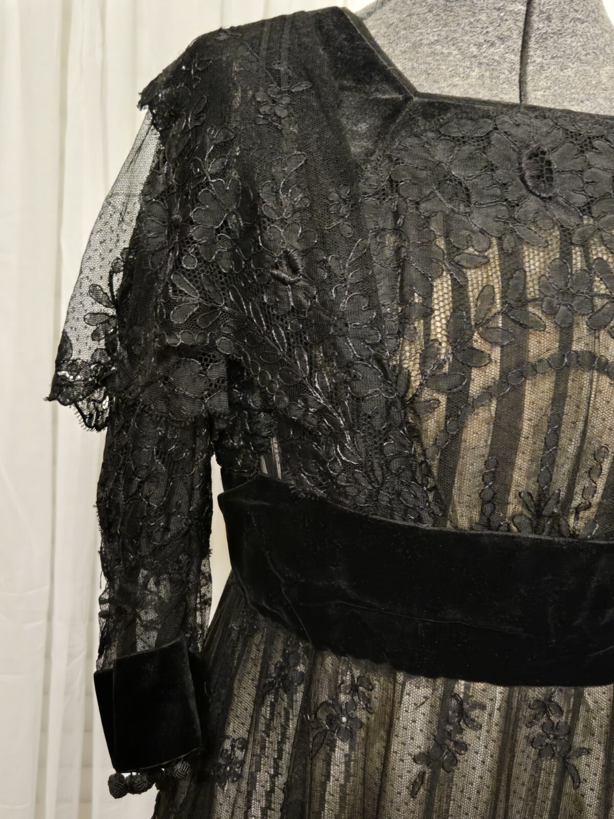 Edwardian Black Chantilly Lace Tassels & Velvet Trim Gown