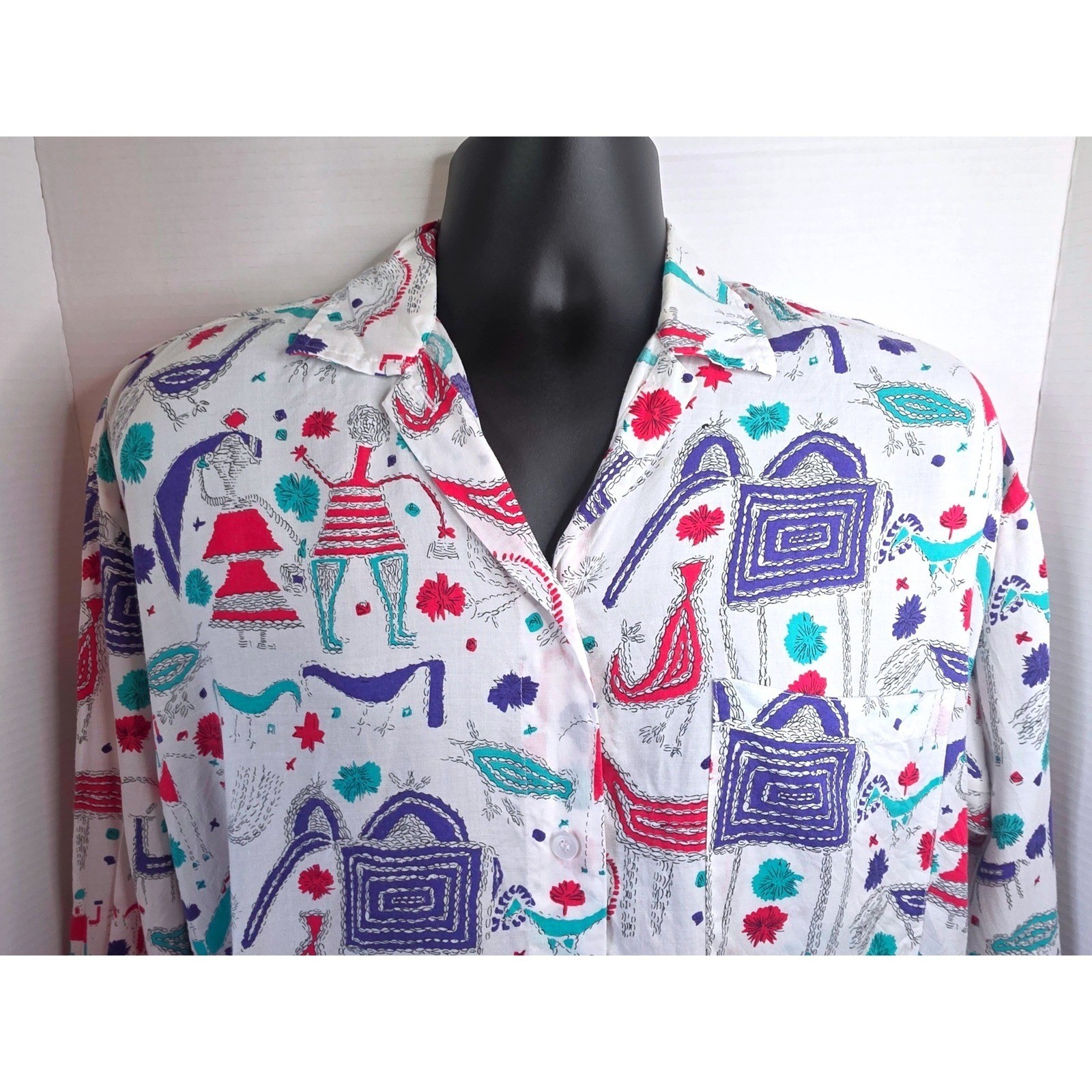 90s Generra Collection Vintage Rayon Novelty Camel Print Button Up Shirt Small