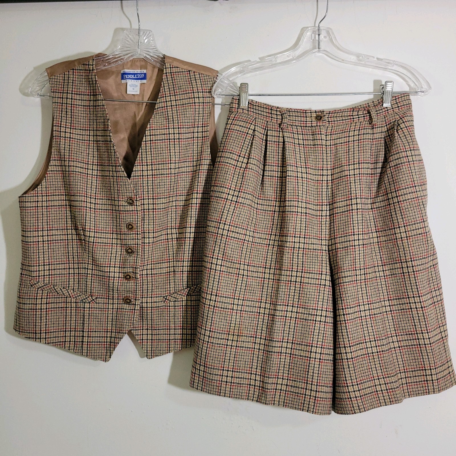 Vintage Pendleton Classic 2 Piece Set Size 10 – Wool Plaid Vest + Pleated Shorts