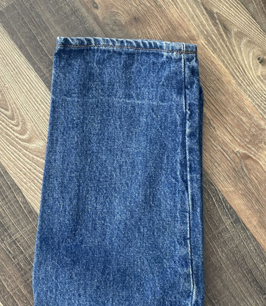 Levi’s 26501 0116 Blue Jeans Made In USA size 9 (W24 L30)