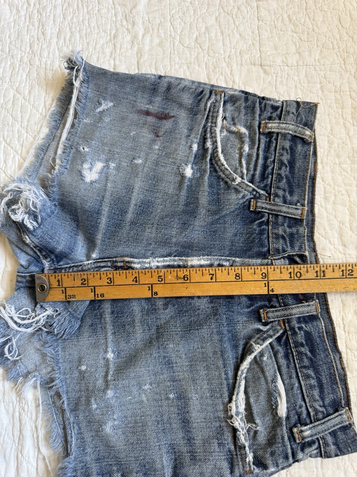 Vintage 1960s 1970s Levi’s Big E Orange Tab Cut Off Shorts Thrashed Size 28