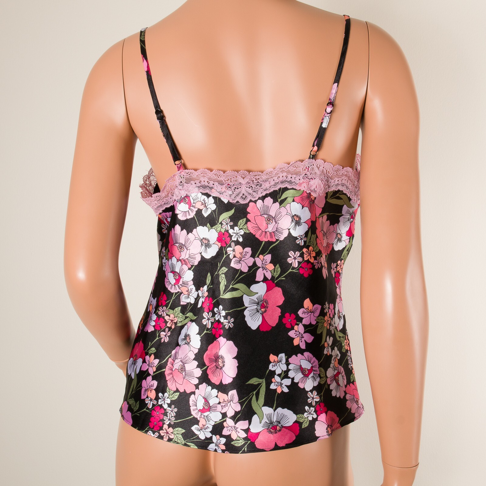 💖 SECRET TREASURES Sleepwear Medium Cami Tank Top Floral Silky Satin