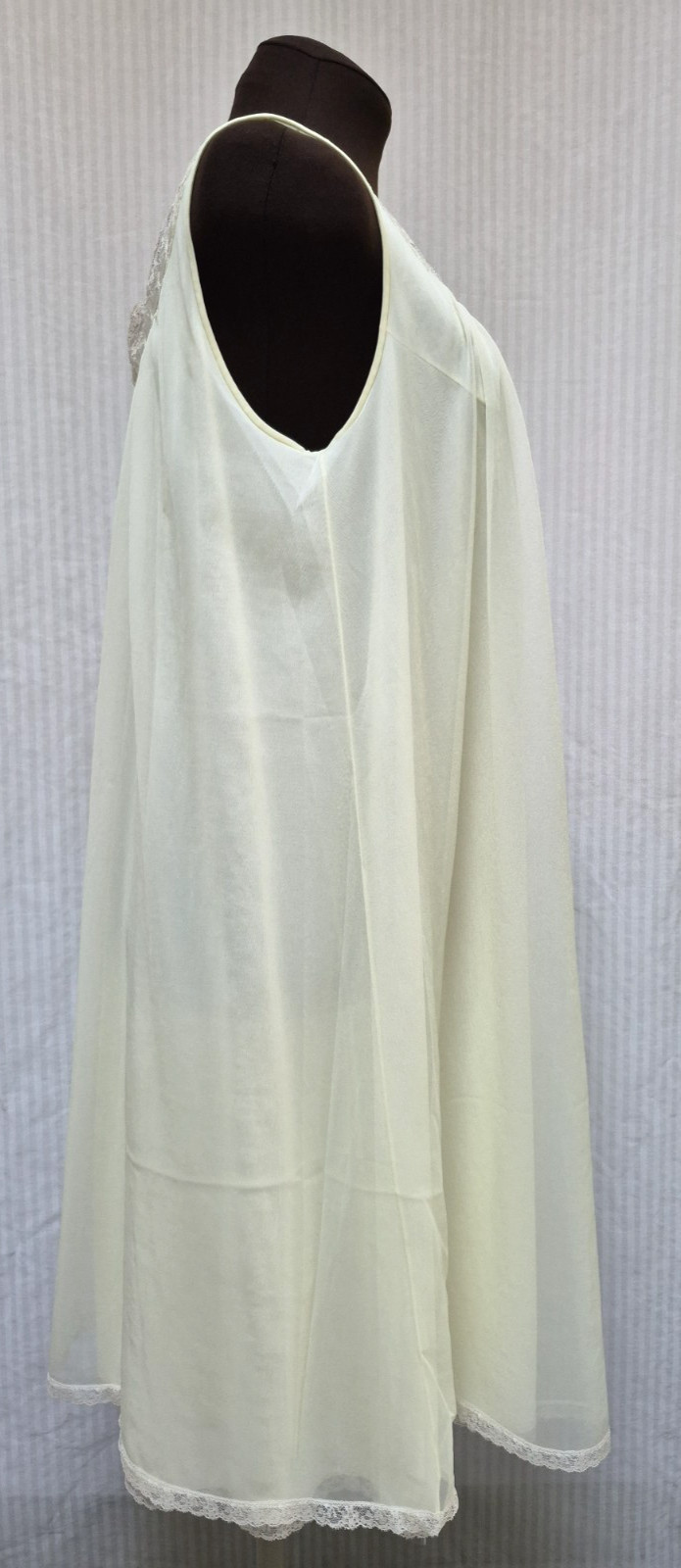 Vintage SHADOWLINE Yellow Nylon Chiffon & Lace Nightgown Nightie – Size M – EUC