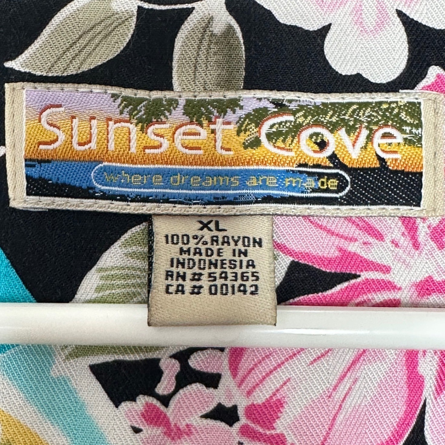 Sunset Cove VTG XL Tropical Pineapple Citrus Floral Rayon Camp Shirt Black Teal