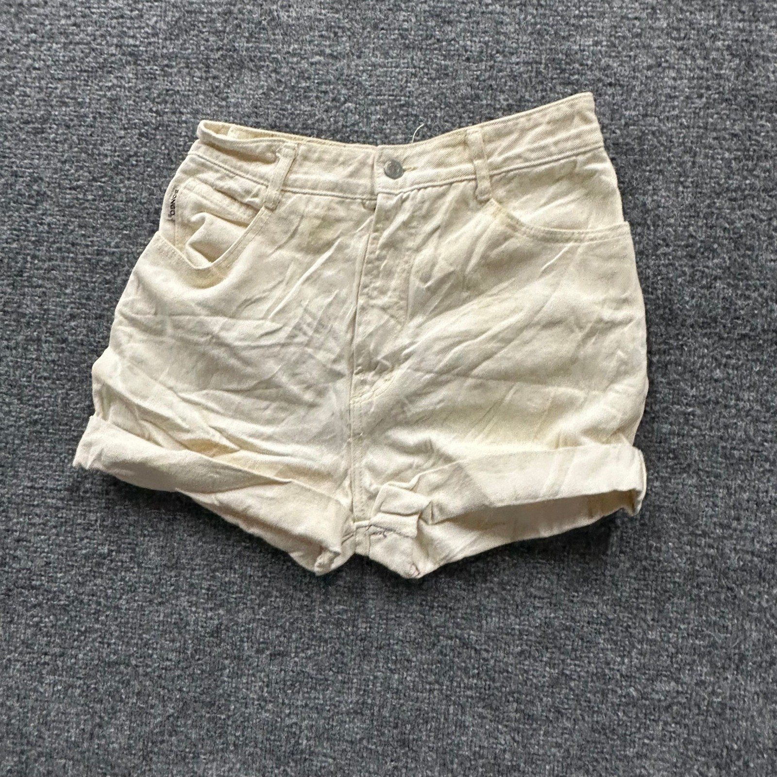 Bongo Shorts Womens Size 9 Ivory Denim High Waisted Cuffed Cotton Made in USA