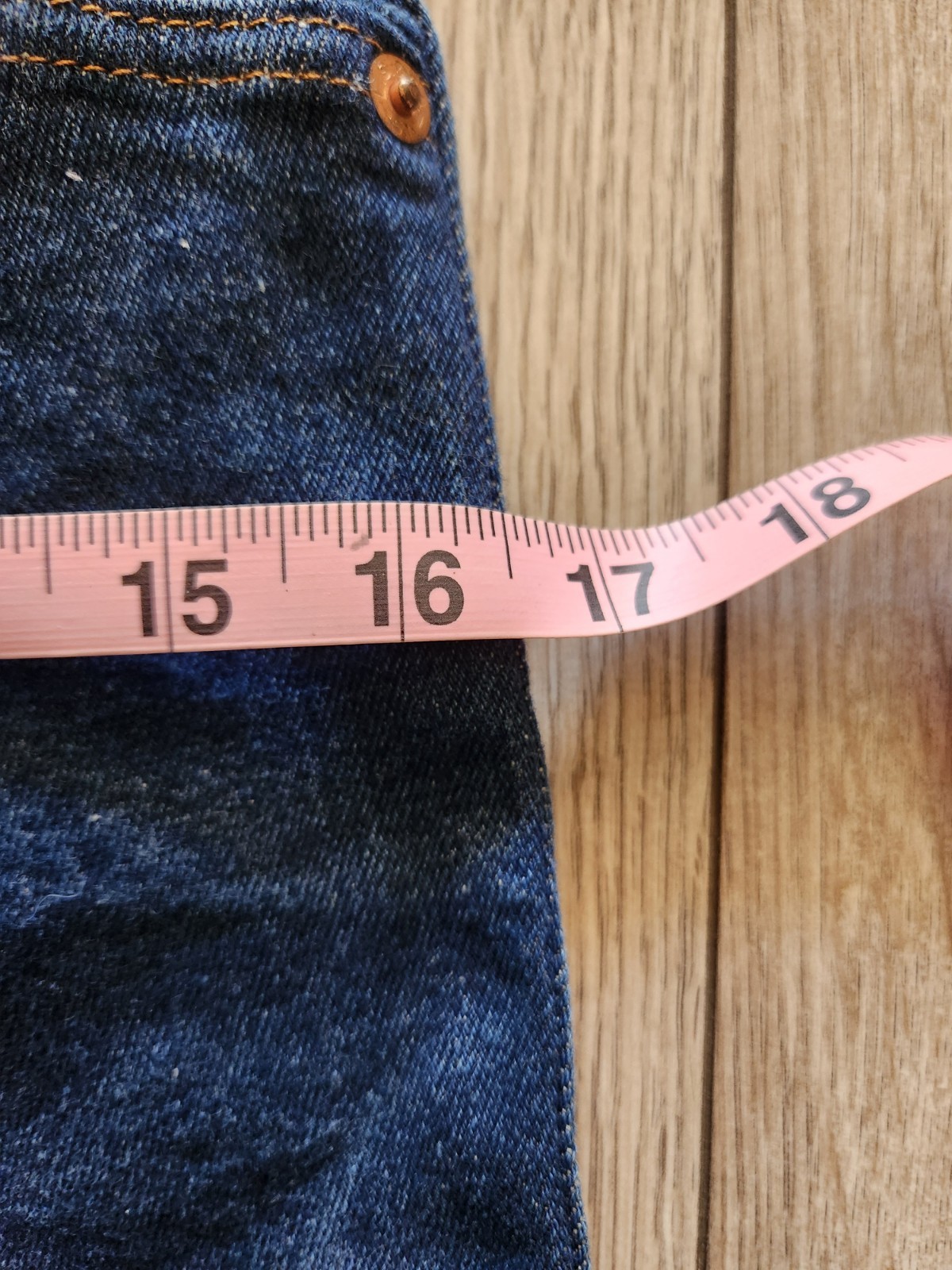 Vintage Levi’s White Patch Big E Women’s Jeans 26×35 High Waisted Mom Jeans 60’s