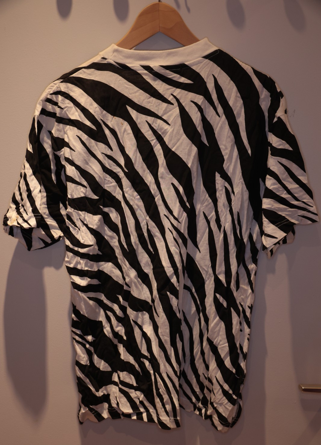 GABRIELA VENTURA T-Shirt Zebra Cotton Black White M *** Vintage with Stains