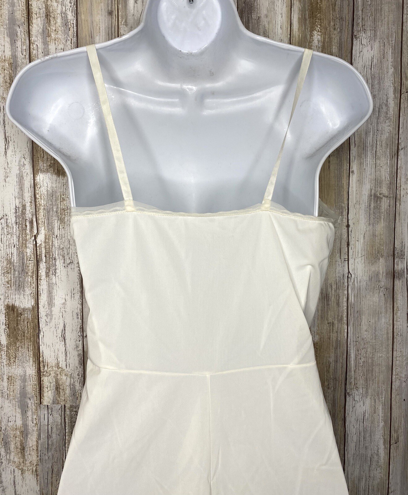 Vintage Val Mode Nylon Nightgown Size 32 Short