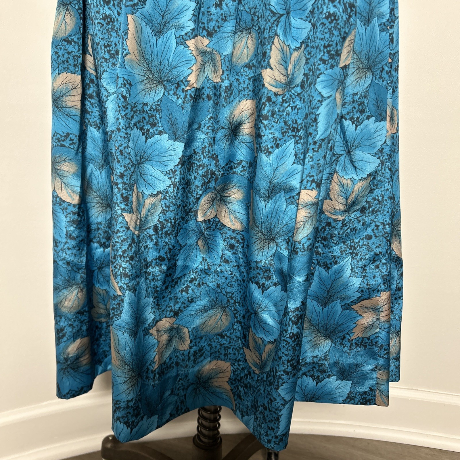 Vintage 80s/90s Pykettes Teal Floral Midi Skirt Made in Taiwan R.O.C. 28” Length