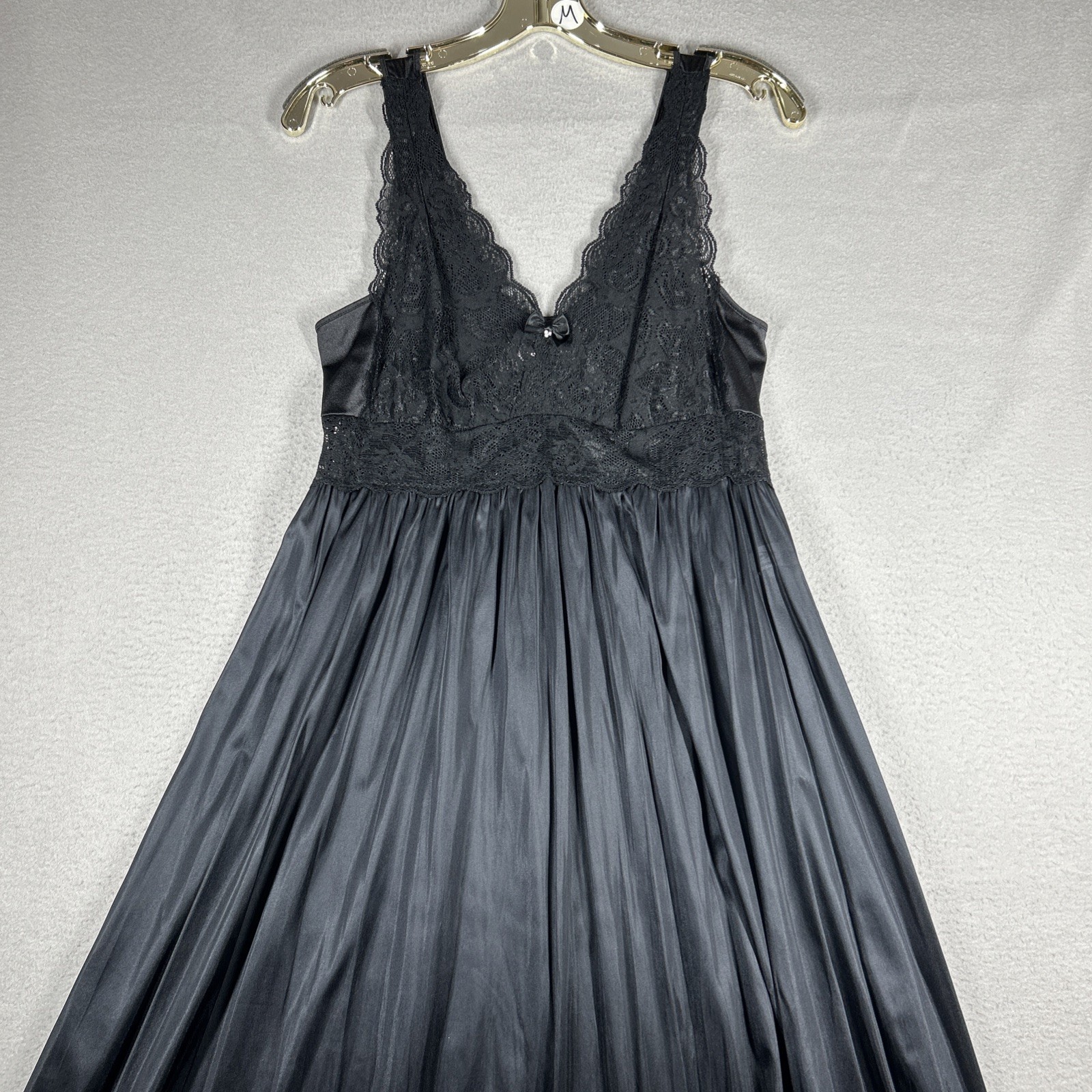 Shadowline Nightgown Lace Bodice Maxi Women’s M Sleeveless 52” Long Black