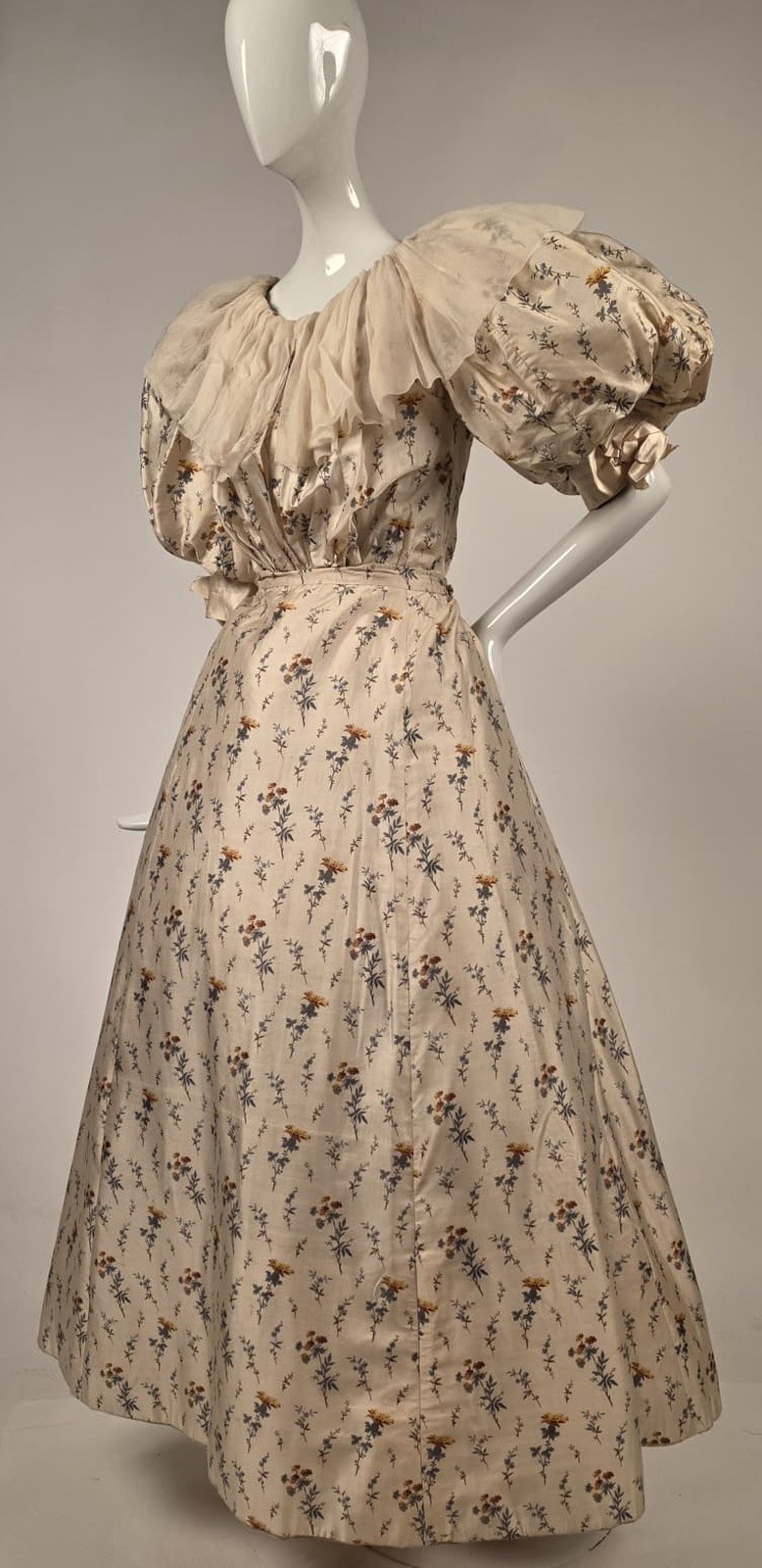 VICTORIAN FLORAL SILK BALL GOWN DRESS W BALLOON PUFF SLEEVES + SILK CHIFFON & ID