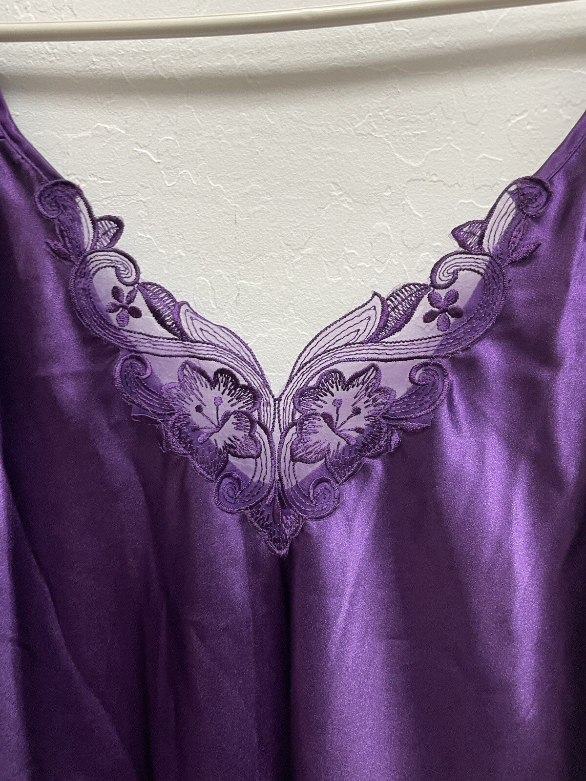 Vintage Adonna Glossy Satin Chemise M Purple Lace V-neck Sleeveless NEW