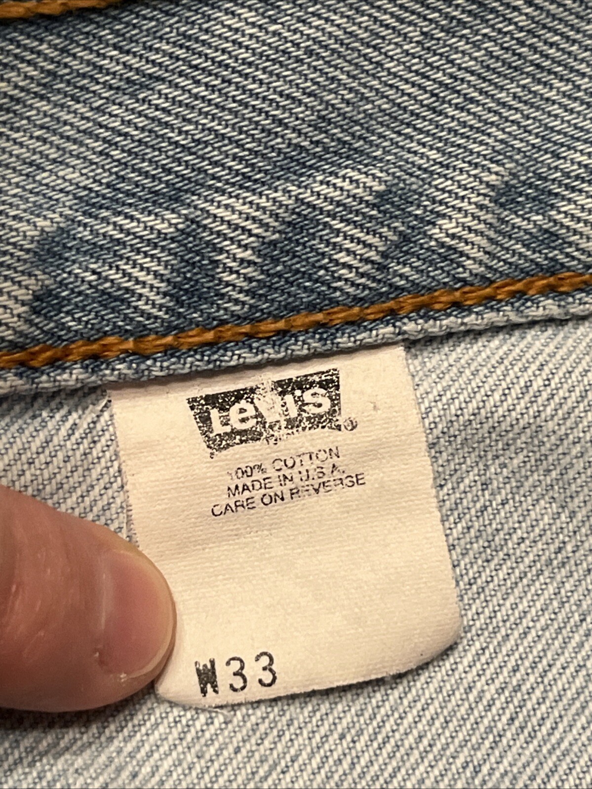 vtg 90s Levi’s 501 MADE IN USA blue jeans button fly womens 33 light wash 32×24
