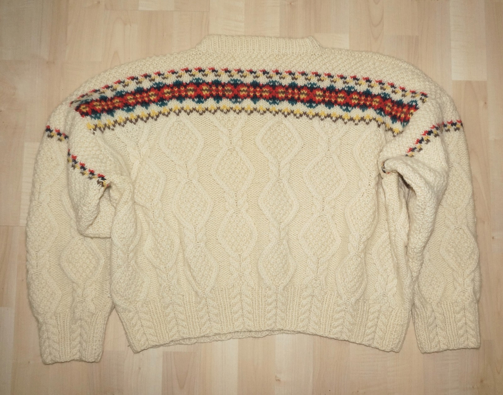 70’s Vintage INVERALLAN Cream & Multicolor 100% Scottish Wool Knit Sweater M/L