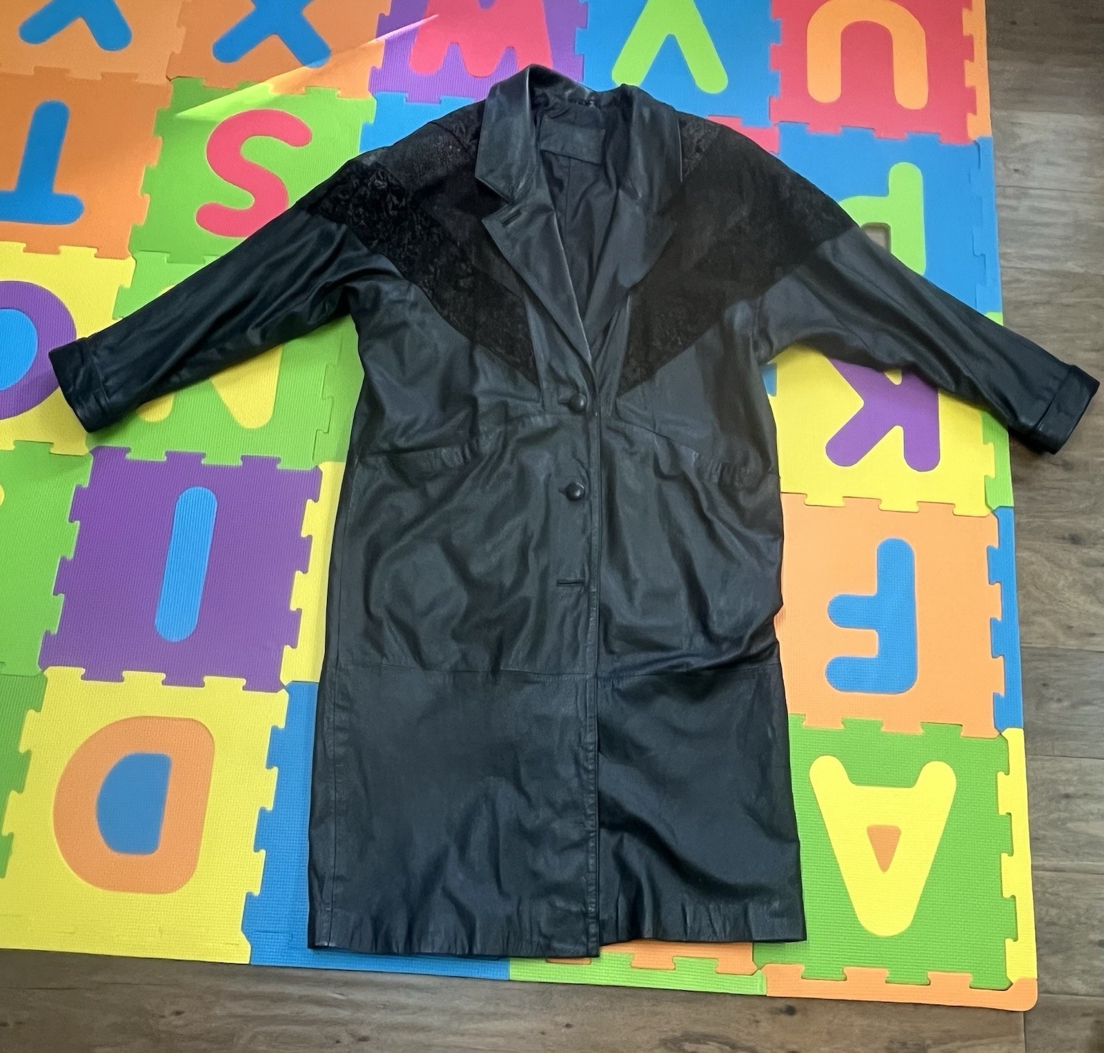 Vintage Jacqueline Ferrar 80s Black Floral 100% Leather Long Trench Coat Size L