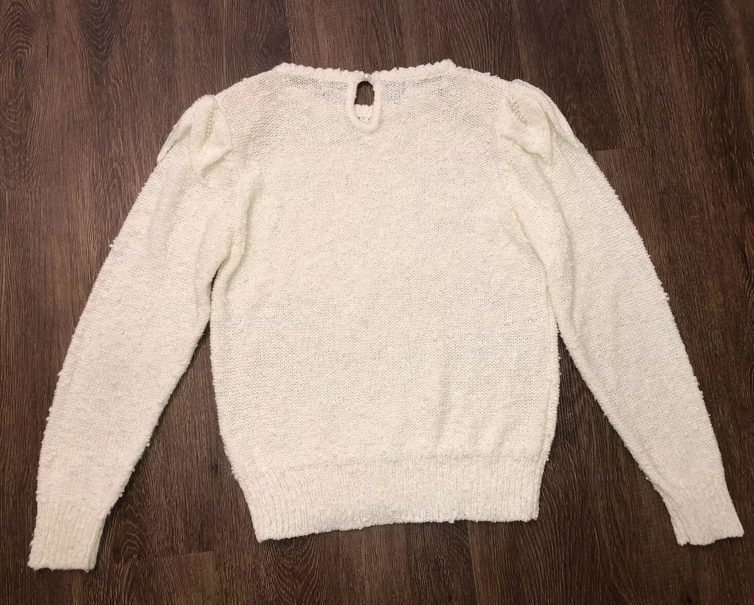 Vintage ‘70s Le Roy Knitwear Ivory Nubby Boucle Sweater Pearl Shoulder Detail M