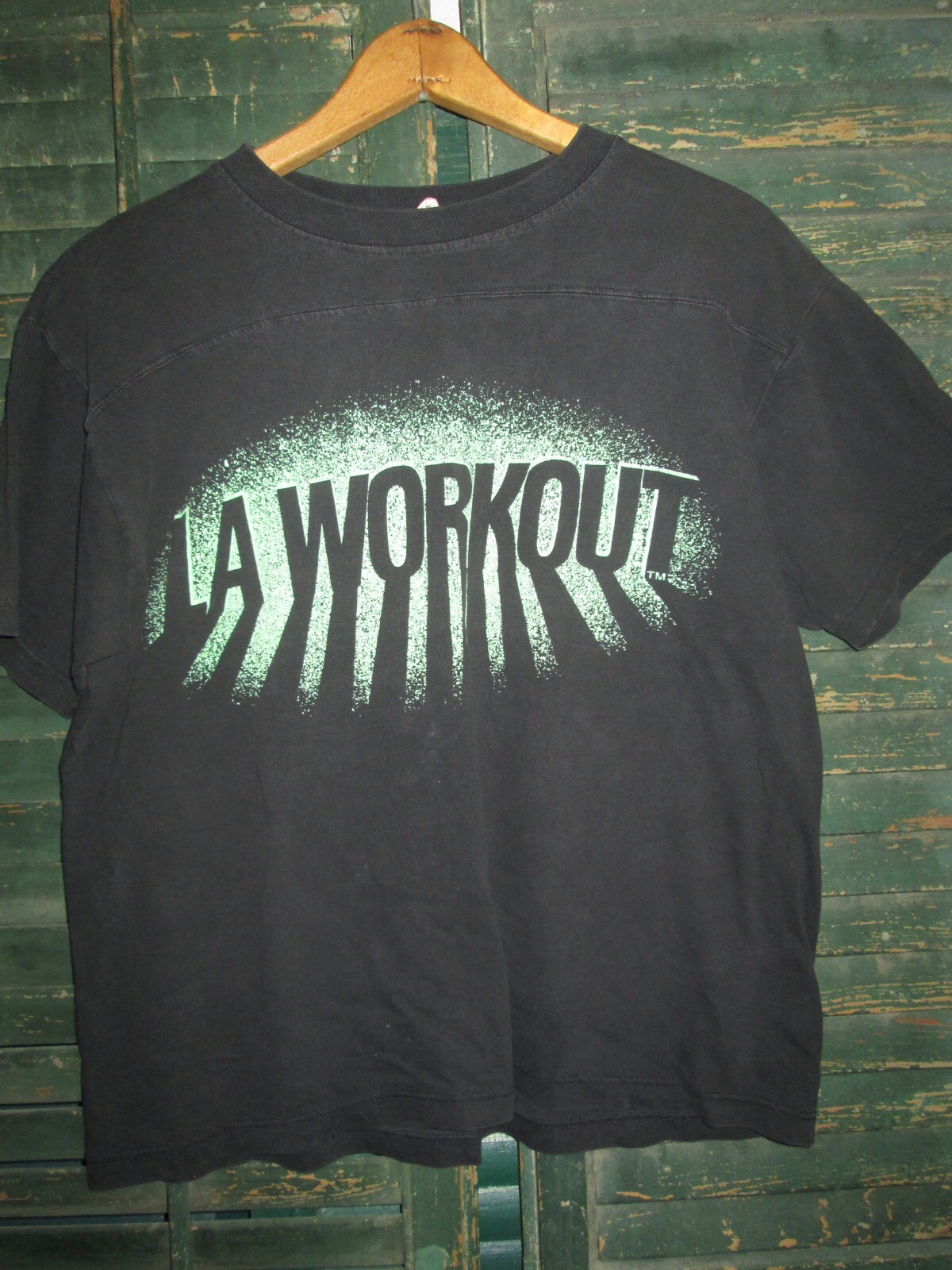The Body Co Company Vtg 90s LA Workout neon gear Cropped Mid Drift T Shirt M/L